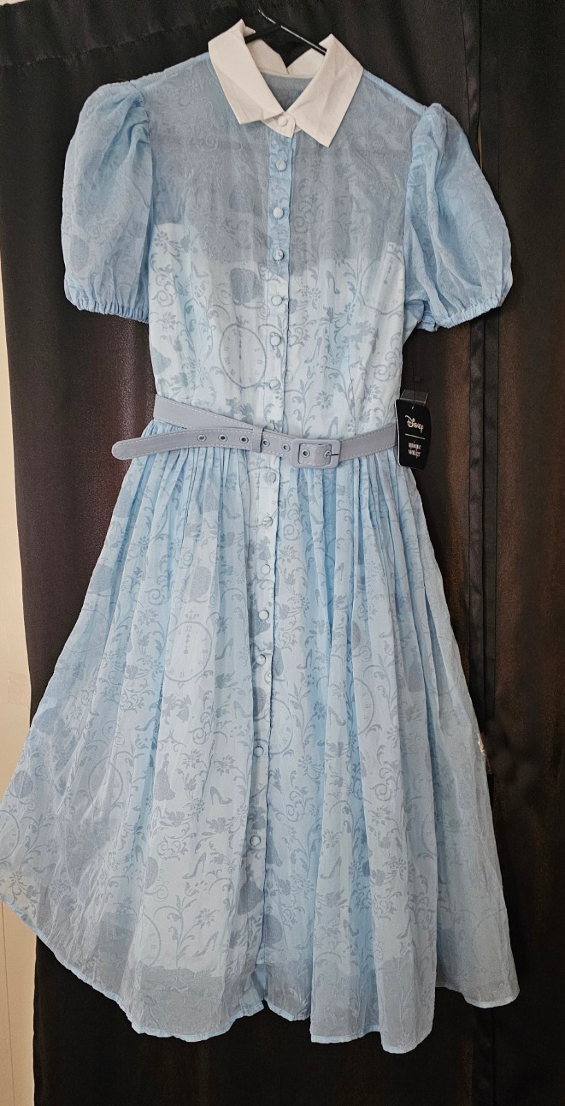 DISNEY CINDERELLA X UNIQUE VINTAGE THE CLOCK STRIKES MIDNIGHT Size Medium