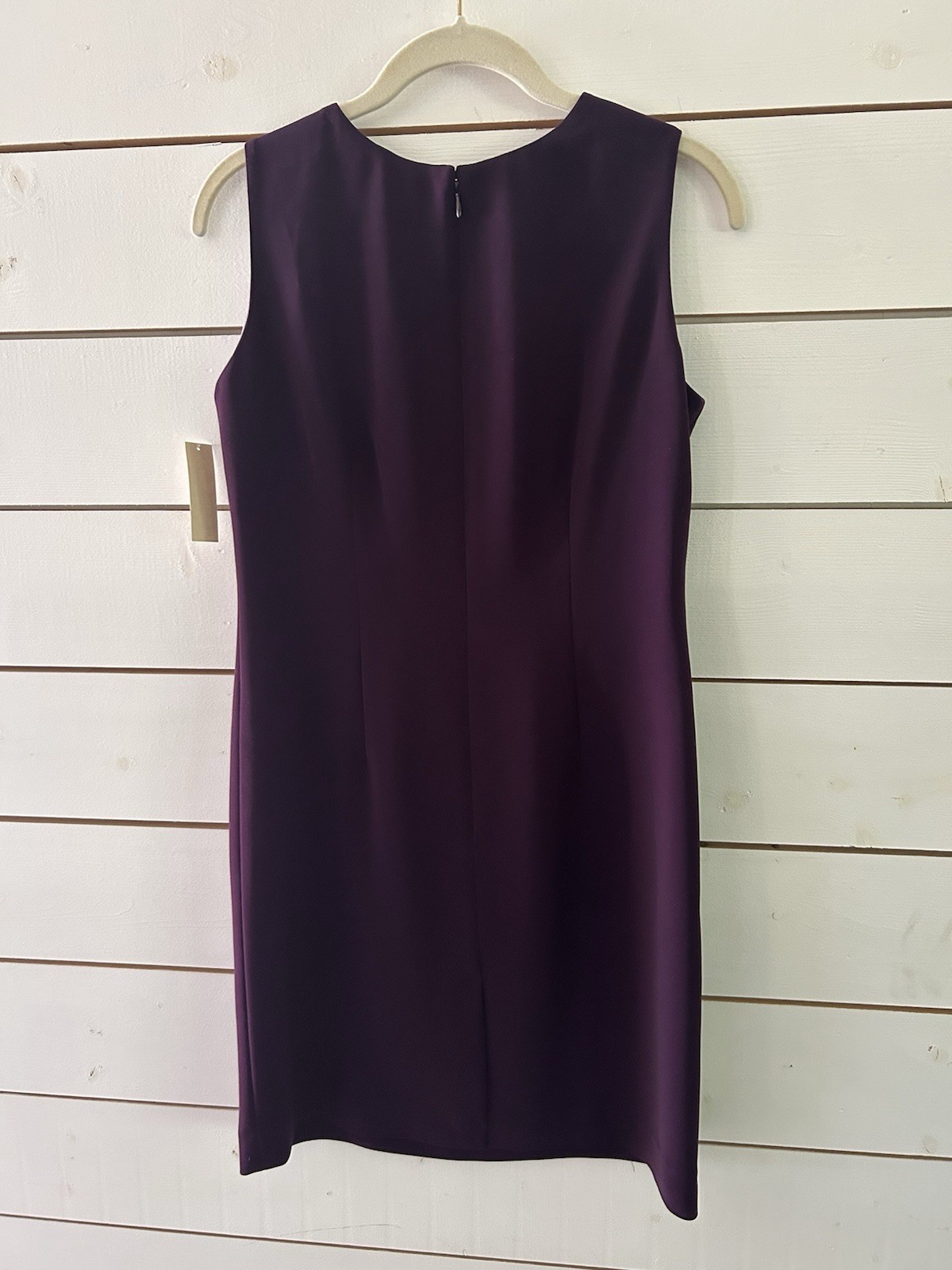NWT Amanda Smith Petite Size 6P Classic Sleeveless Purple V Neck Sheath Dress