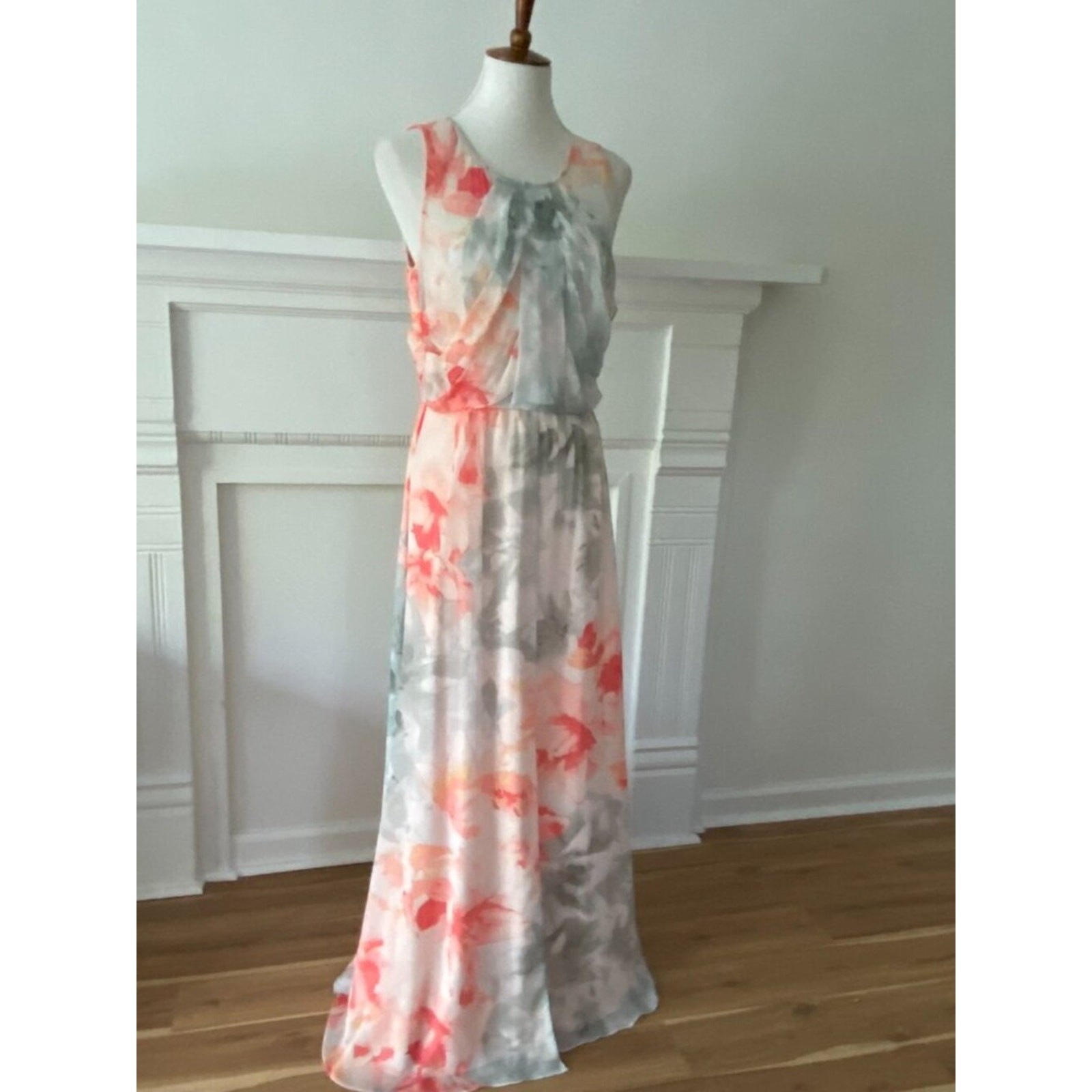 Vince Camuto Formal Dress 8 Gown Medium Maxi Dress Chiffon Wedding Guest Cruise