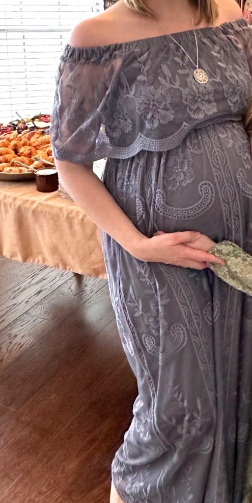 Pink Bush maternity dress- excellent condition, for maternity photos or shower!