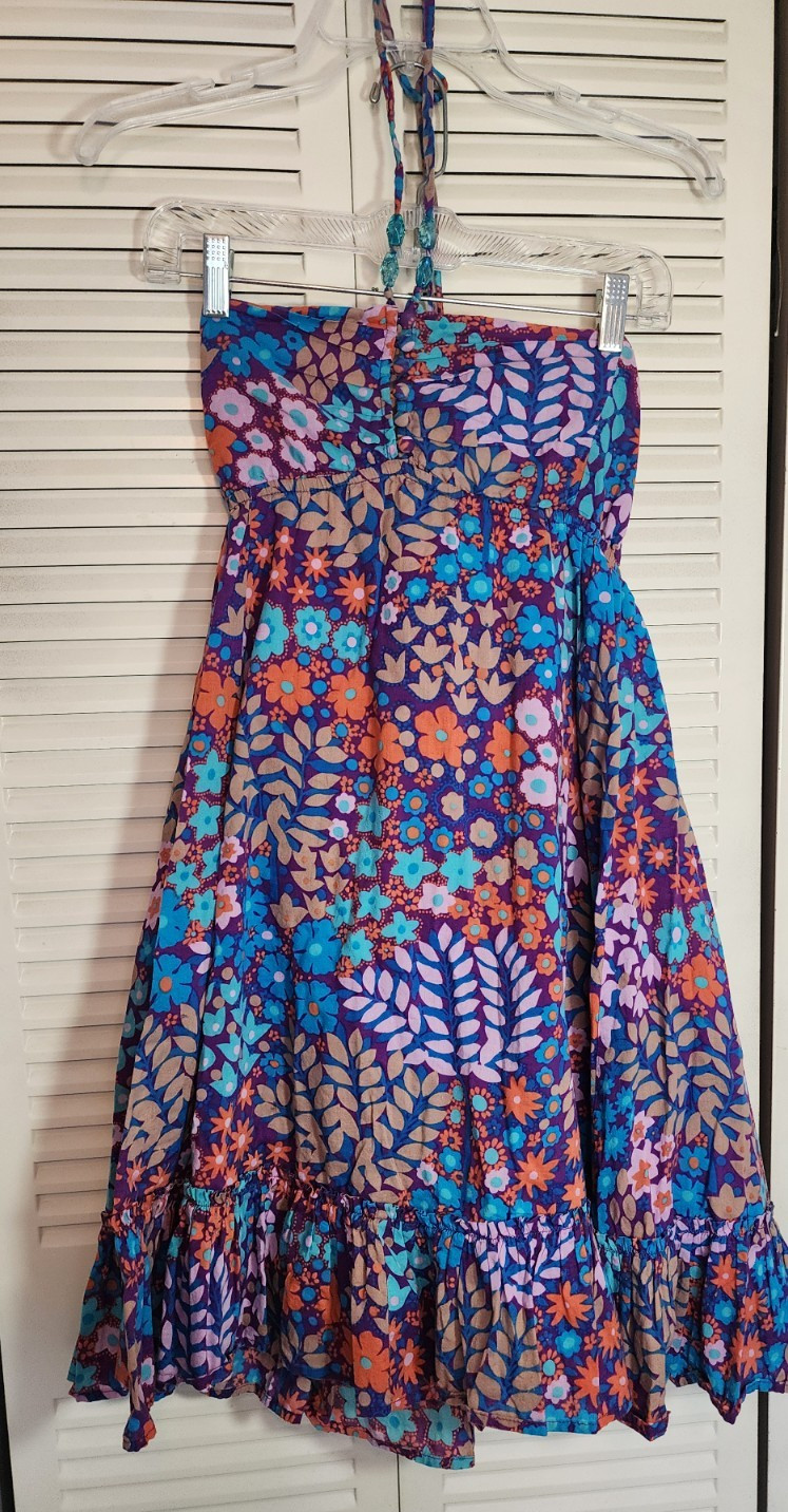 Akualani 100% cotton dress sz M colorful floral sleeveless covered buttons/beads