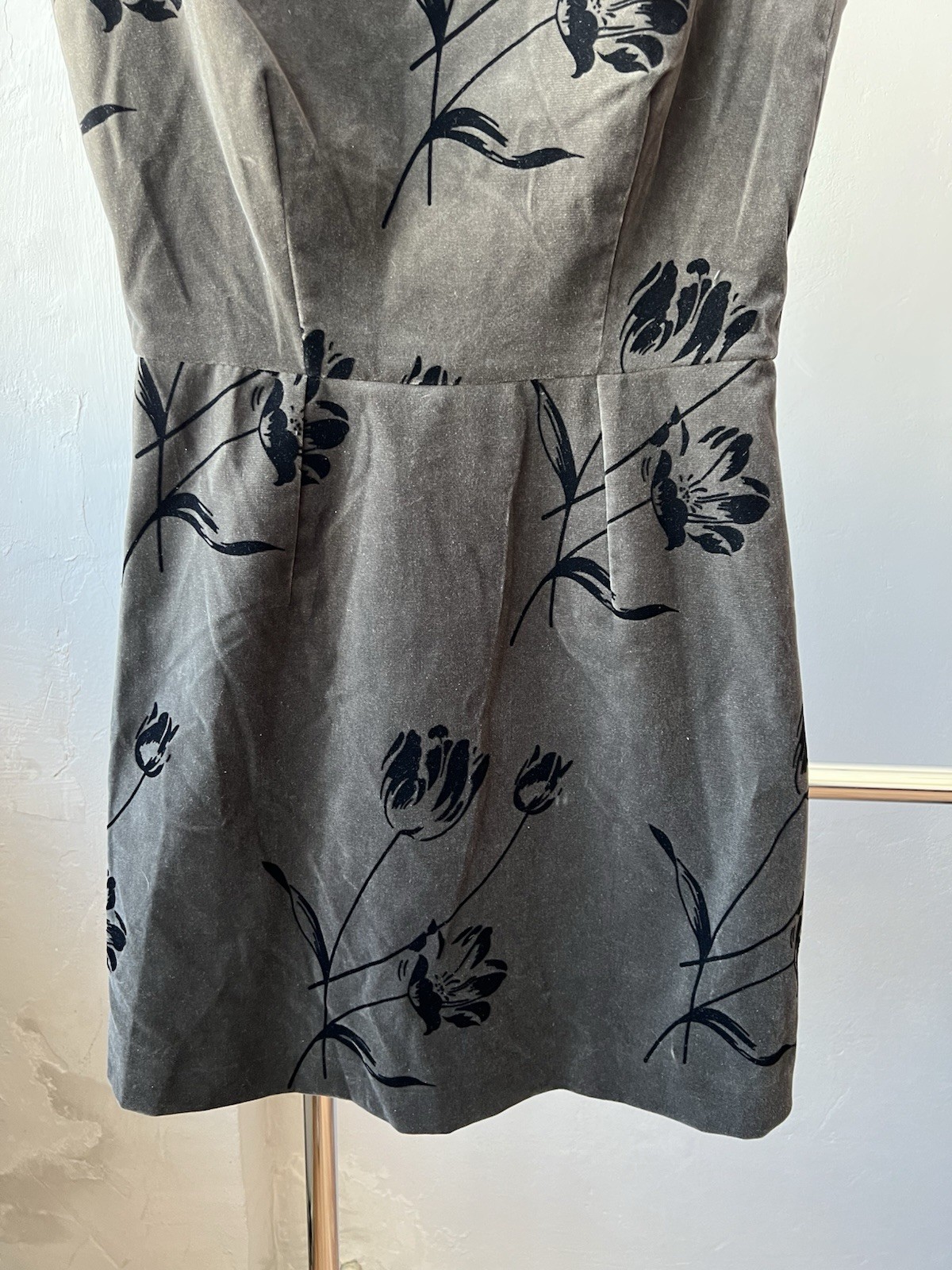 RARE SPORT MAX MARA CODE VELOUR FLOWERS ART SOLID WOMANS GRAY DRESS SIZE 8US