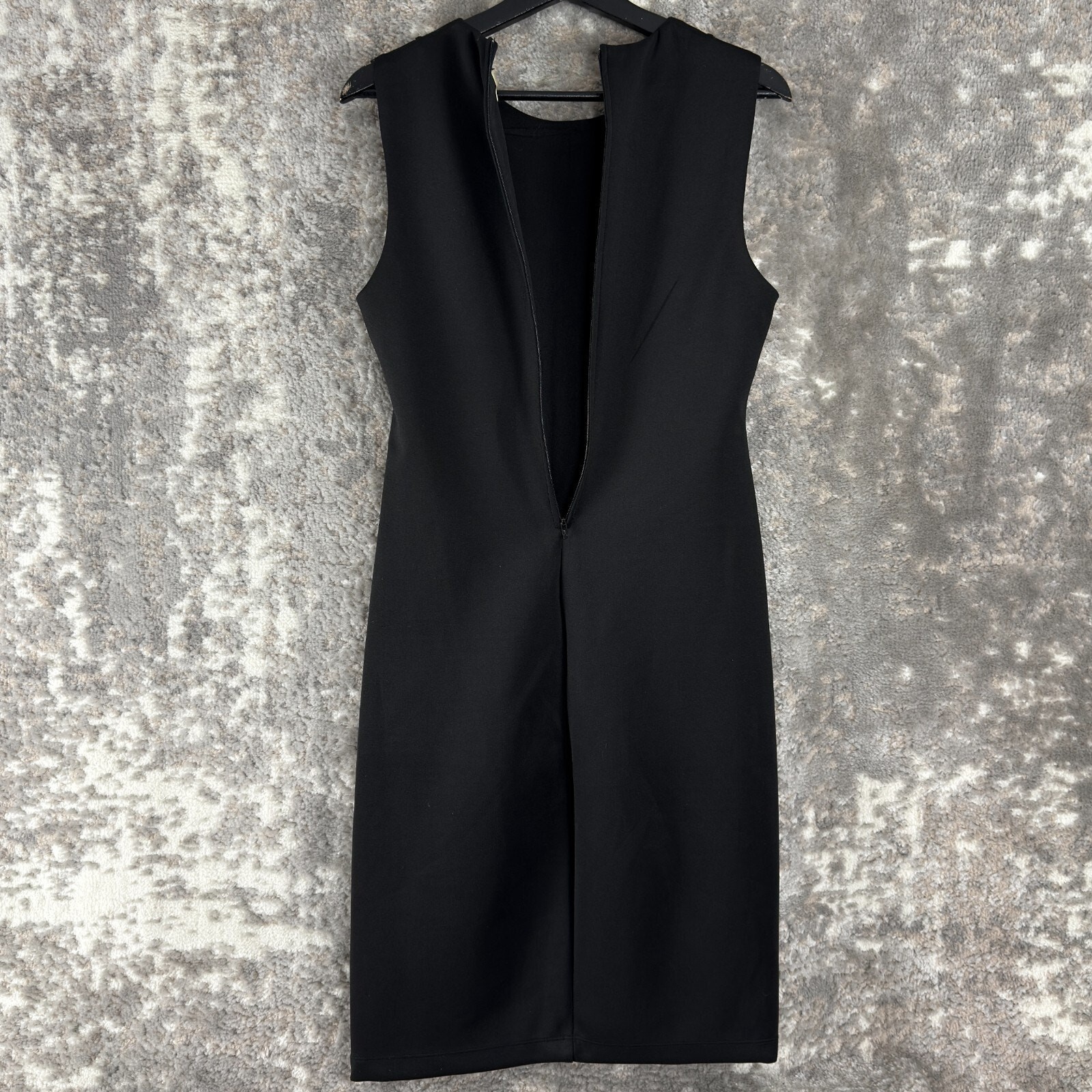 Bisou Bisou Size 8 Stretch Knee Length Sheath Dress Black Sleeveless Zip