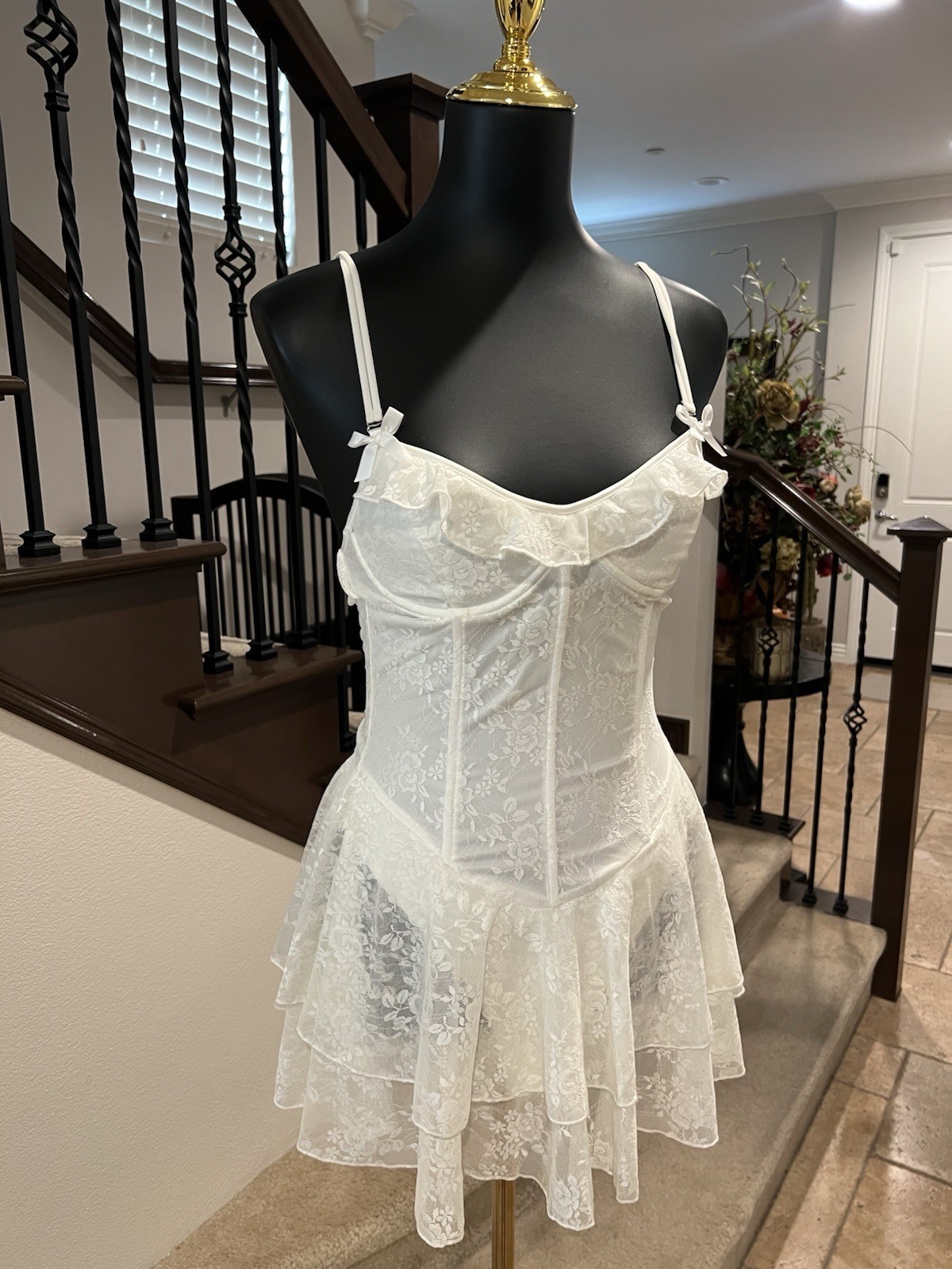 CUTE & SEXY OUTCAST DYLAN MINI DRESS CREAM, SZ S