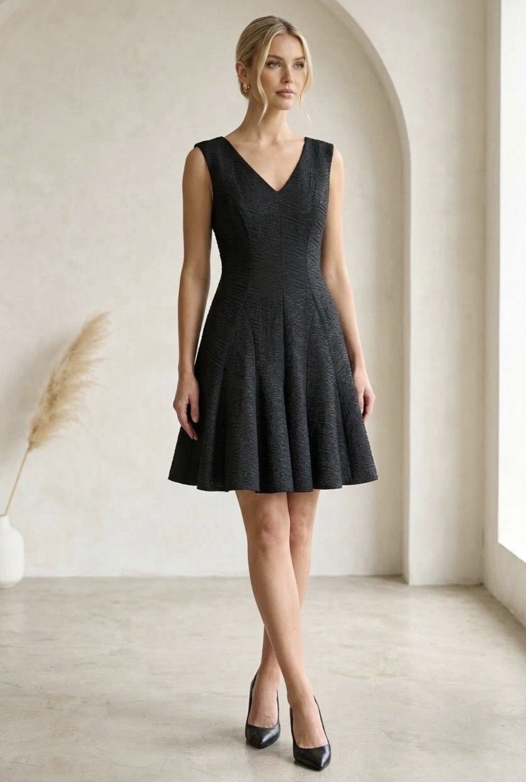 Anne Klein Womens Black Fit & Flare V Neck Dress Size 6 Elegant Cocktail Party