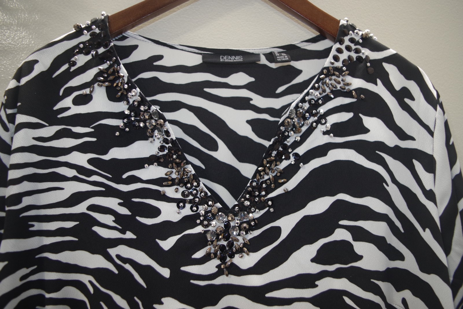 Y1 Dennis by Dennis Basso Black & White Zebra Print Embellished Dress 1X V Neck