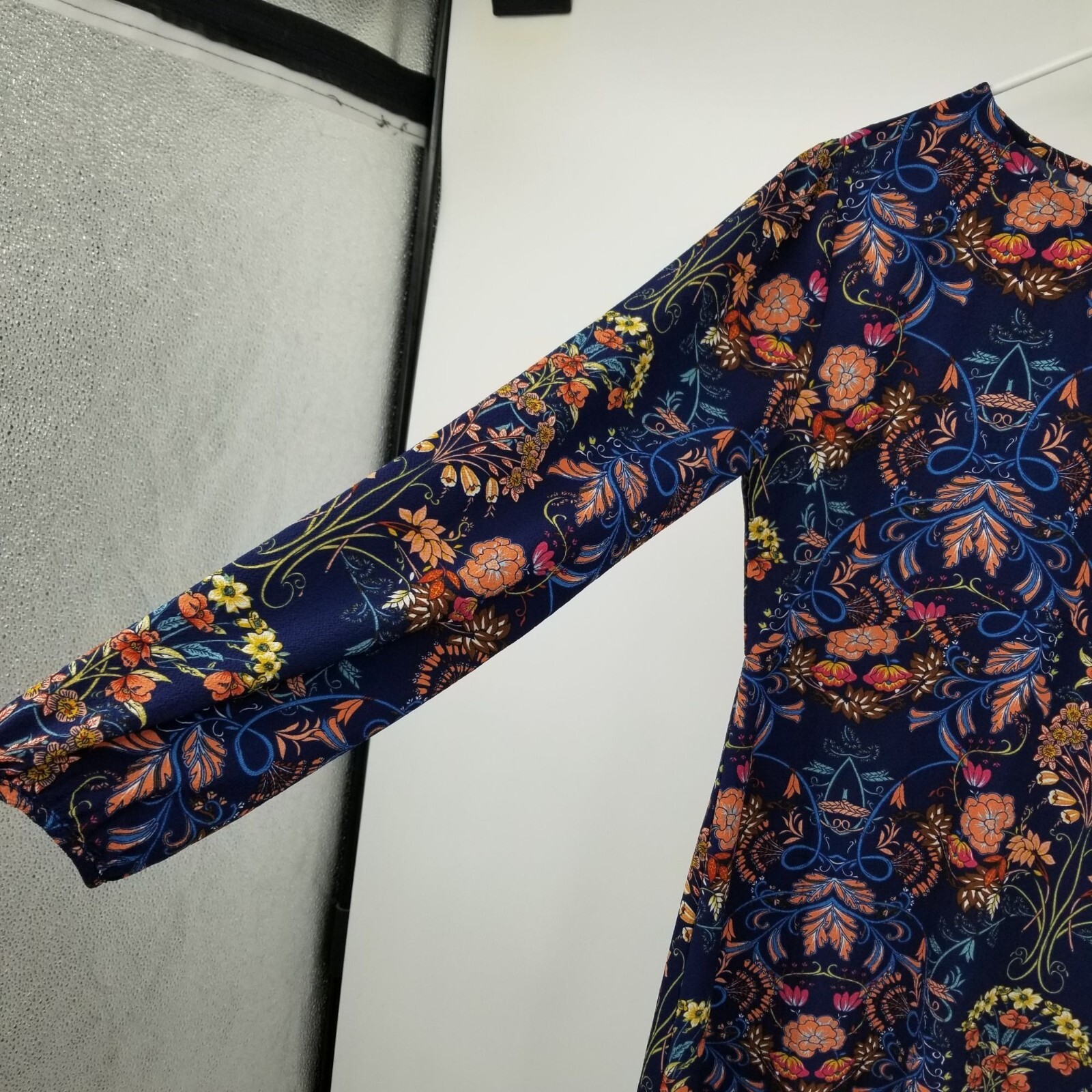 I. Madeline Long Sleeved A Line Midi Length Floral Dress Size Small
