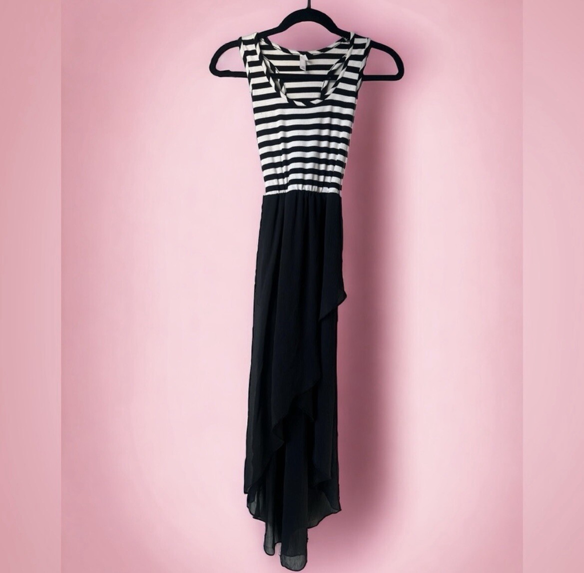 Black & White Sleeveless Summer High Low Dress – Size Small