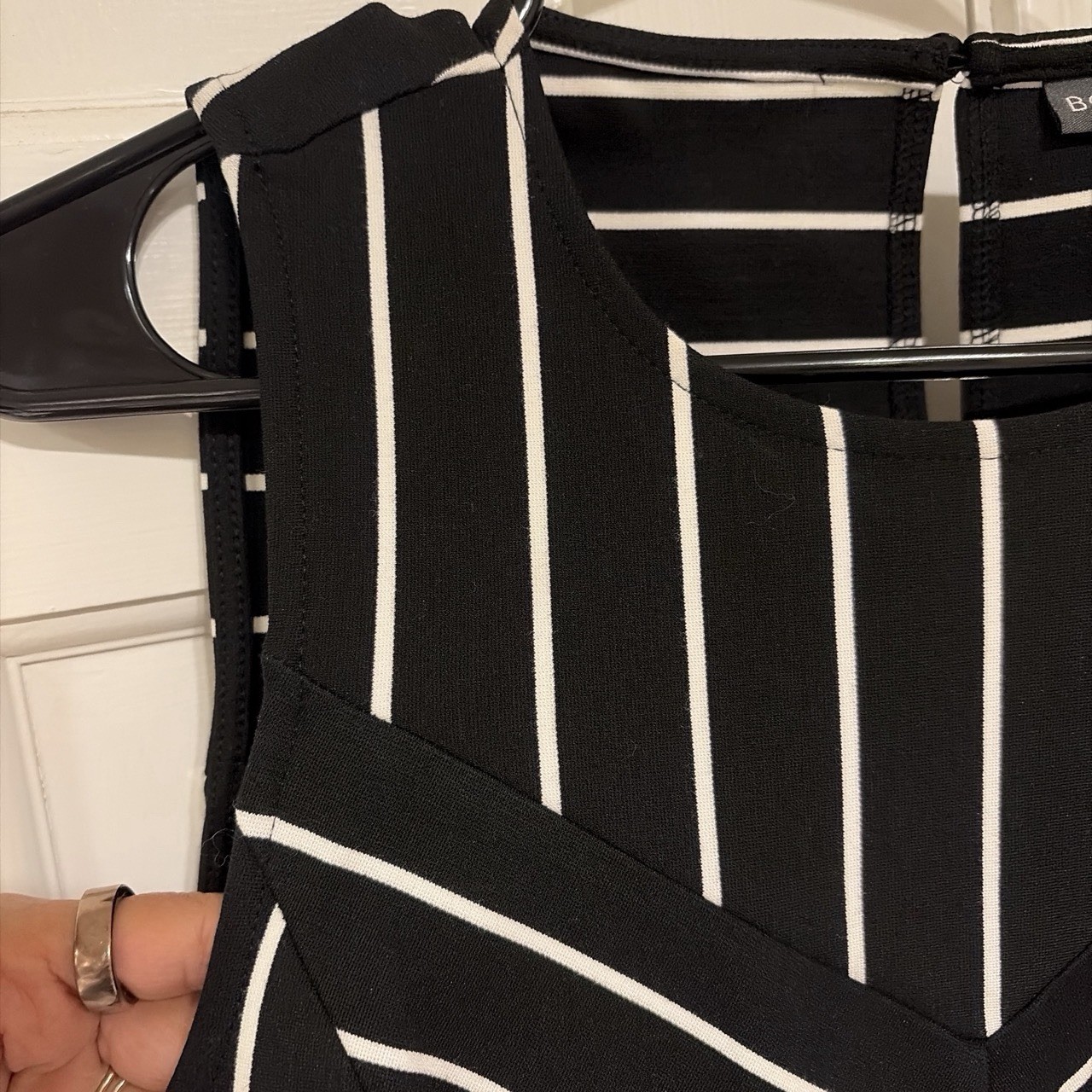 NWT BOLD Elements Bodycon Dress Sleeveless Round Neck Black & White Striped
