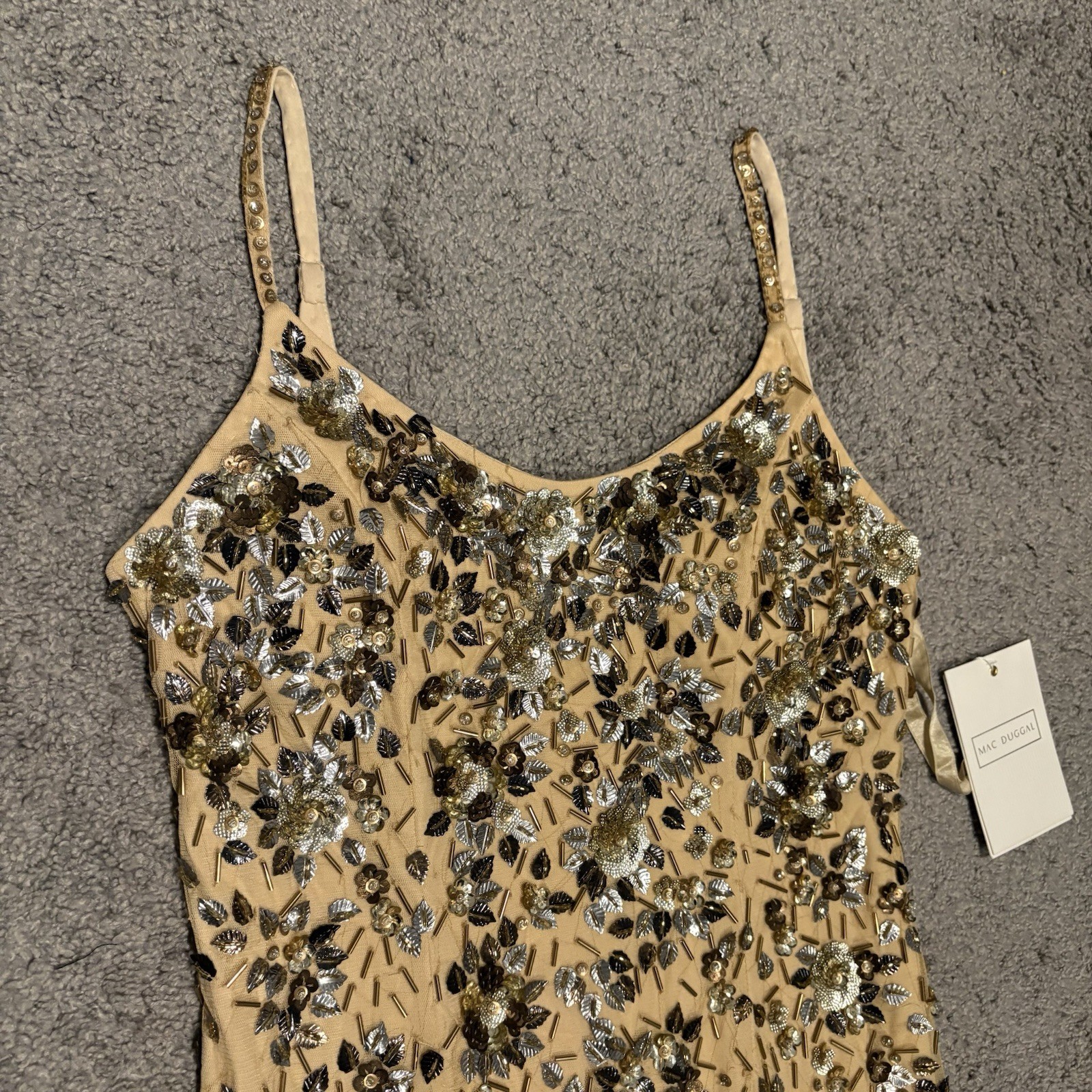 Mac Duggal New Beige Gold Embellished Scoop Neck Evening Gown Size 10 5477