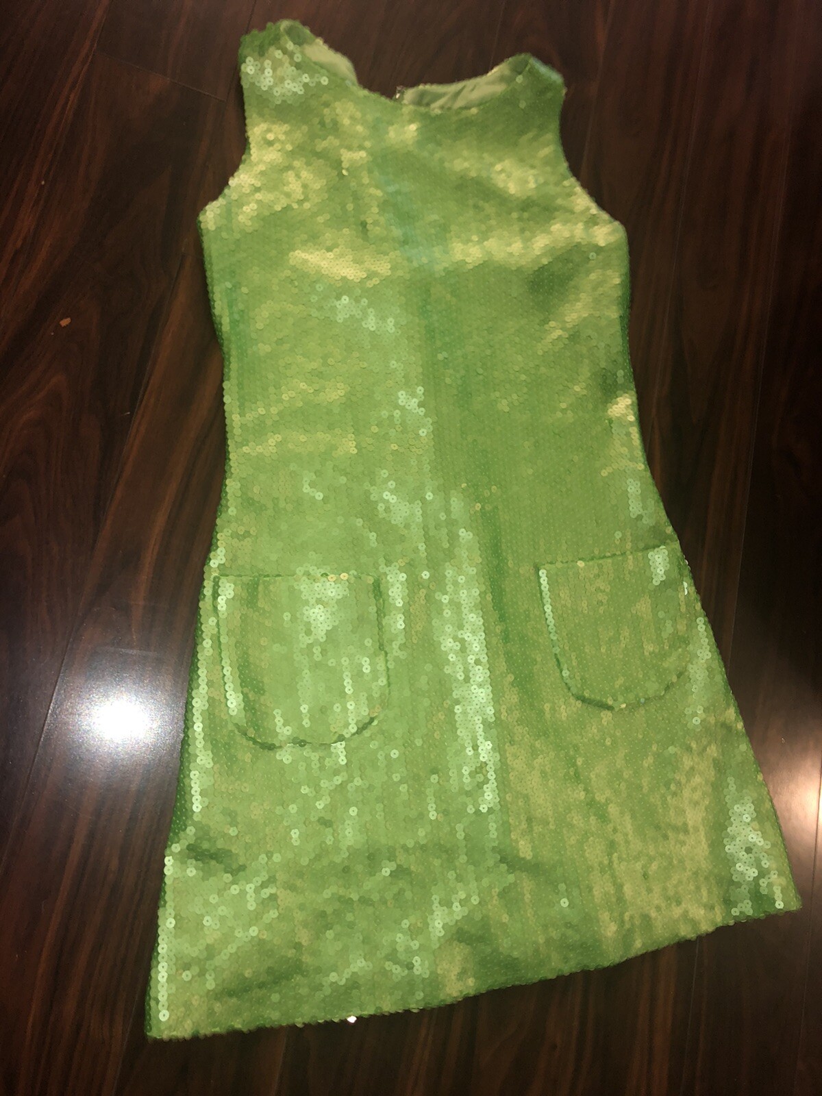 Vintage Jeanette Kastenberg Silk Sequin Mod Dress Green. Size 4-6