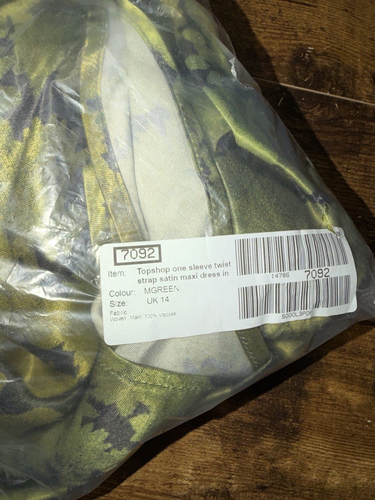 NWT! Topshop One Sleeve Twist Strap Satin Maxi Dress – Green Size US 10 $129