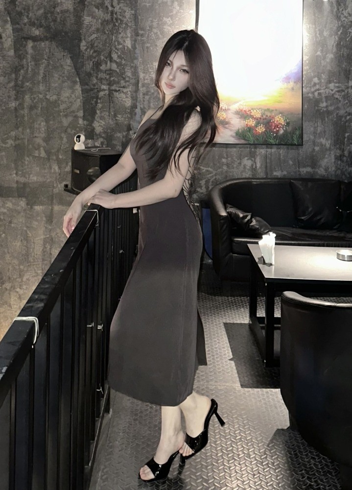 Palomawool Elegant Backless Dress – Sexy Slim Fit Spider Web Long Dress