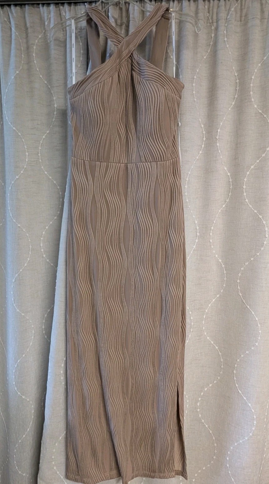 SIENA Women’s Halter Style Dress New with tags