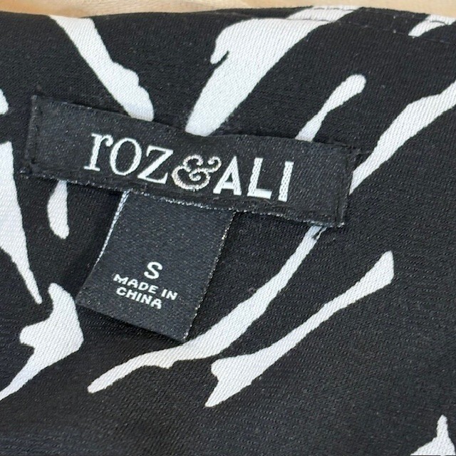 Roz & ALI Black White Geometric Print Short Sleeve Maxi Dress Size S