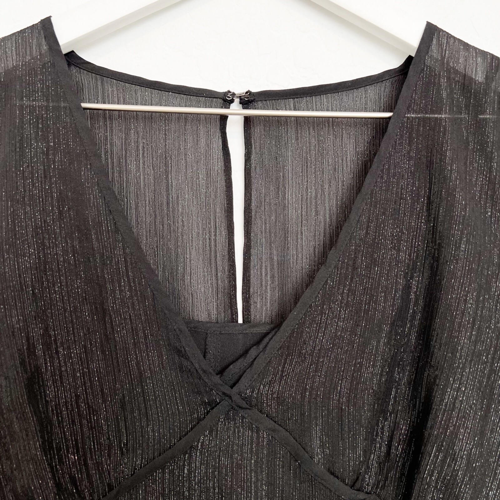 NWT BCBGeneration Size XS Bell Sleeve Sheer Metallic Long Sleeve Mini Dress New