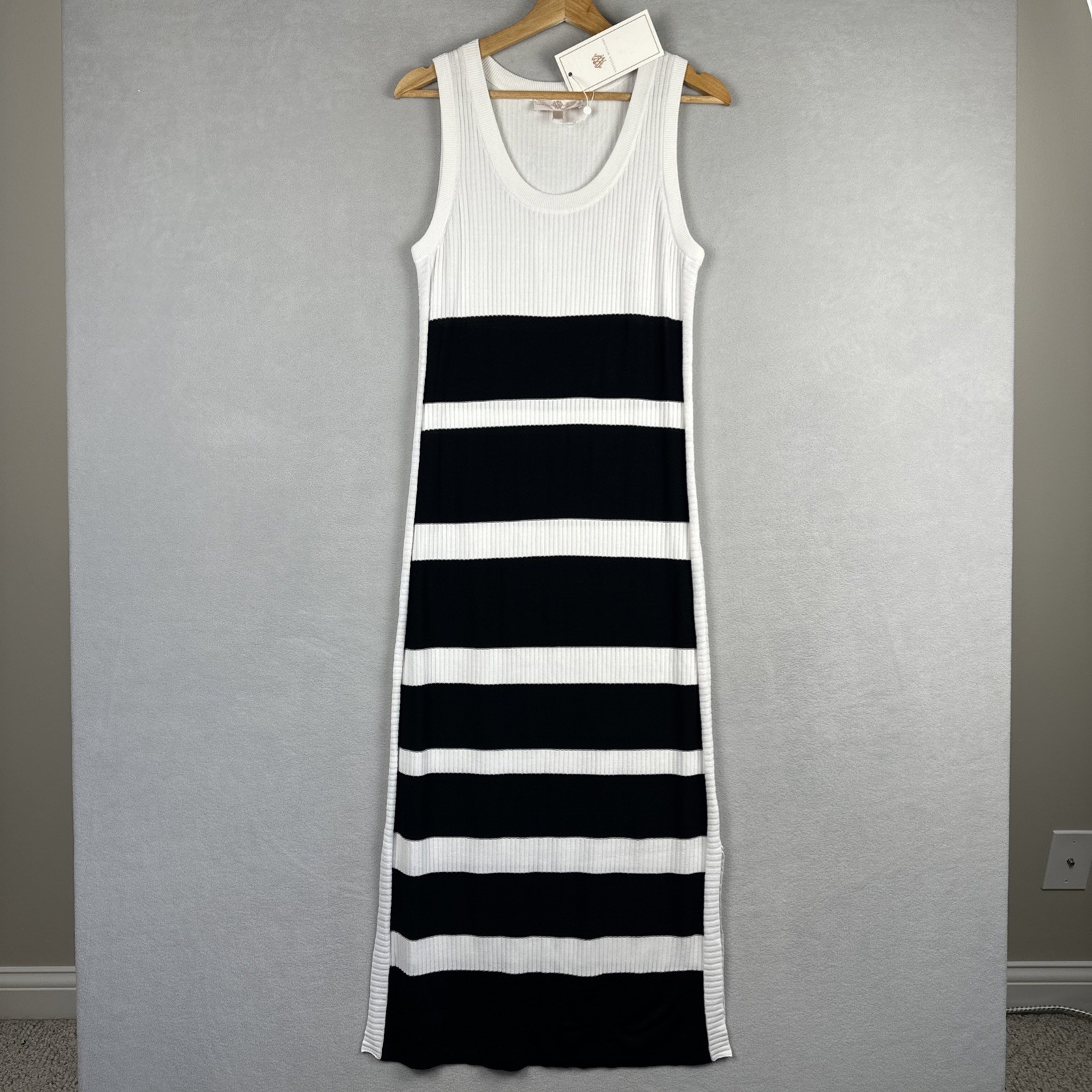 Vanessa Williams Bodycon Ribbed Maxi Tank Dress Womens Medium White Black Stripe