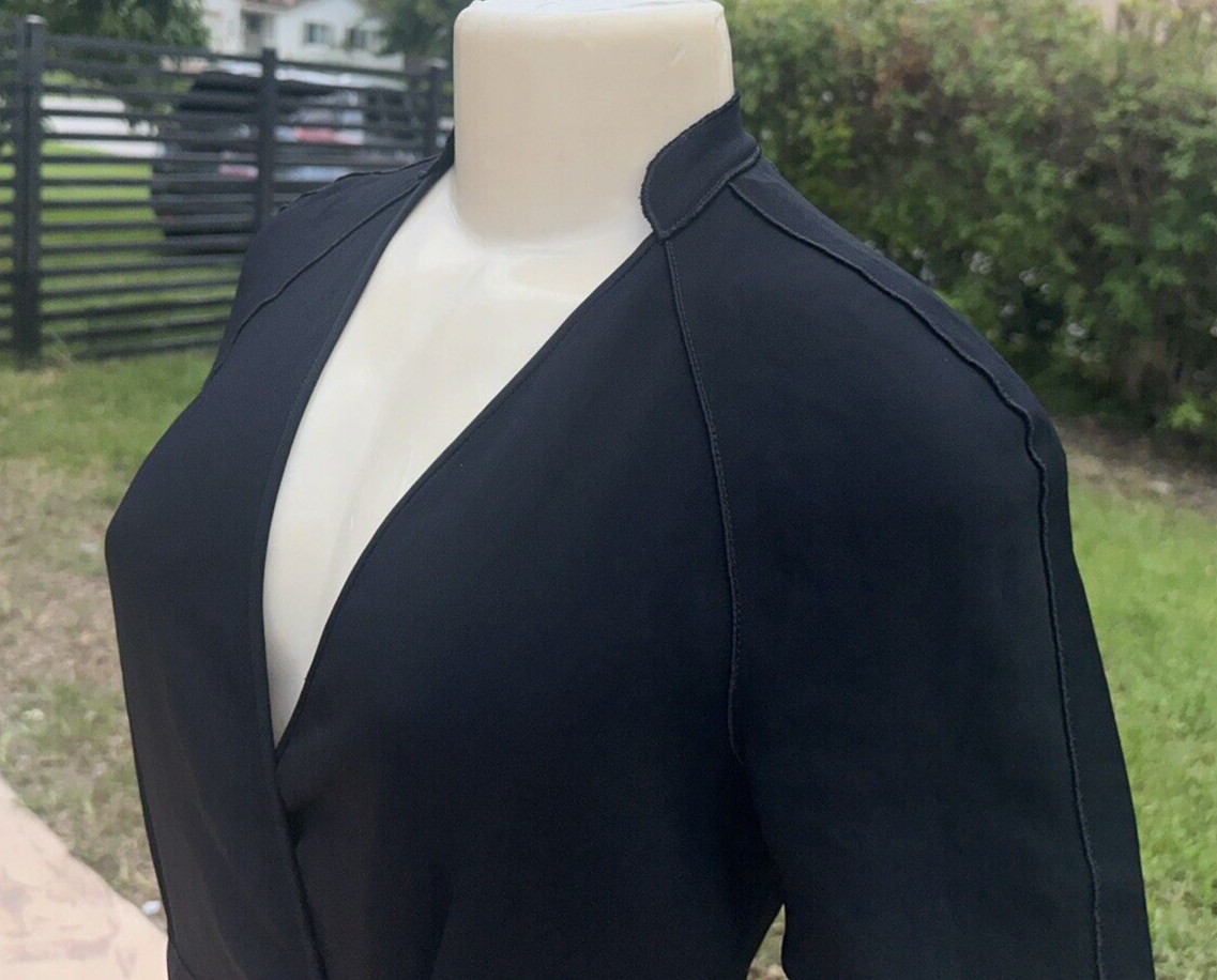 Stella McCartney BLACK STRETCH SHORT SLEEVE POCKET CASUAL Sz 38 MADE IN HUNGARY