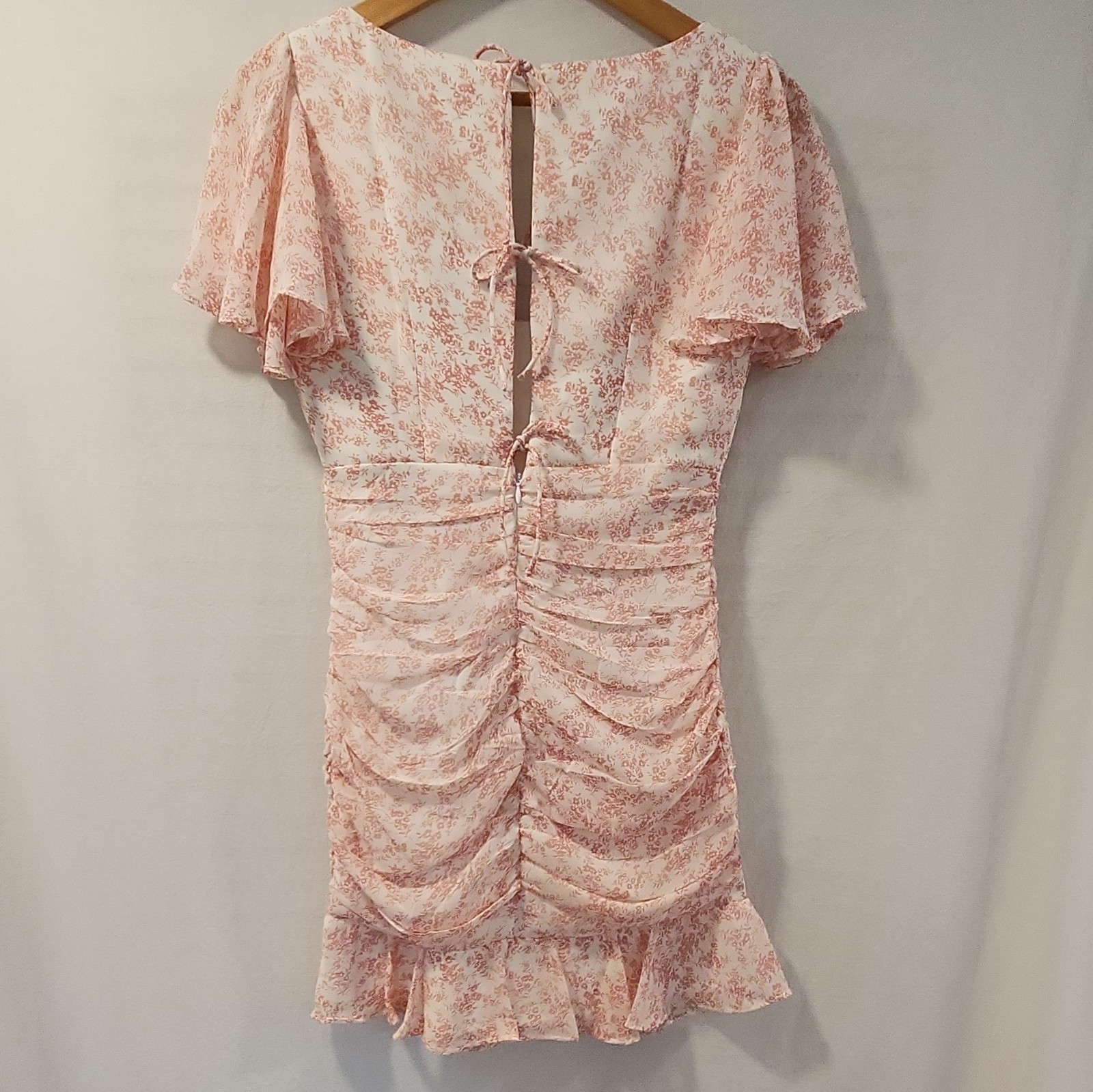 NWT Petal + Pup Blush Floral Clements Mini Dress Size US2