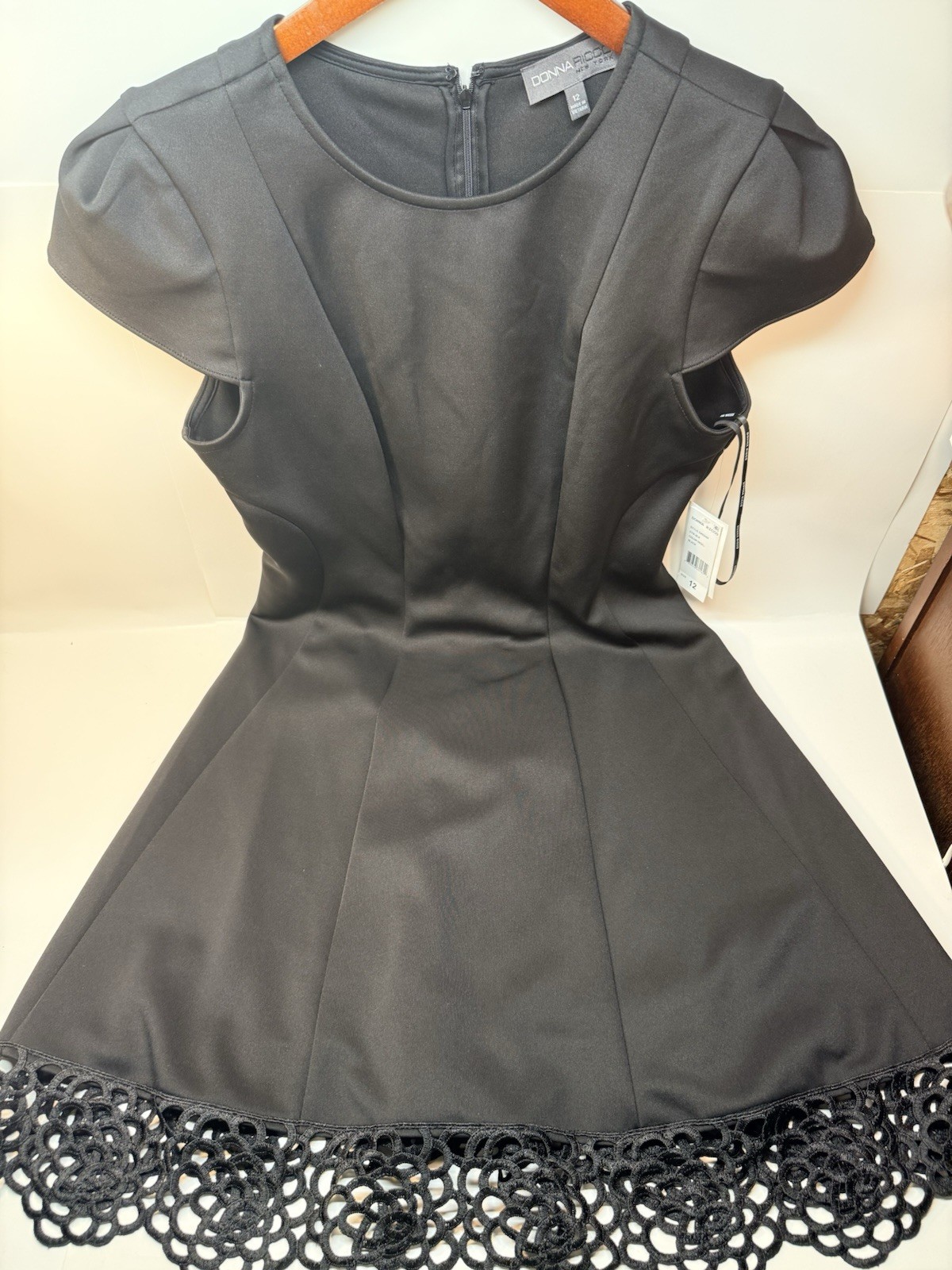 Donna Ricco New York Black Fit & Flare Dress Lace Hem Short Sleeve Size 12