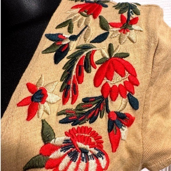 ZARA Boho Embroidered Spring Summer Wrap Dress Small Folk Floral Mini V-Neck