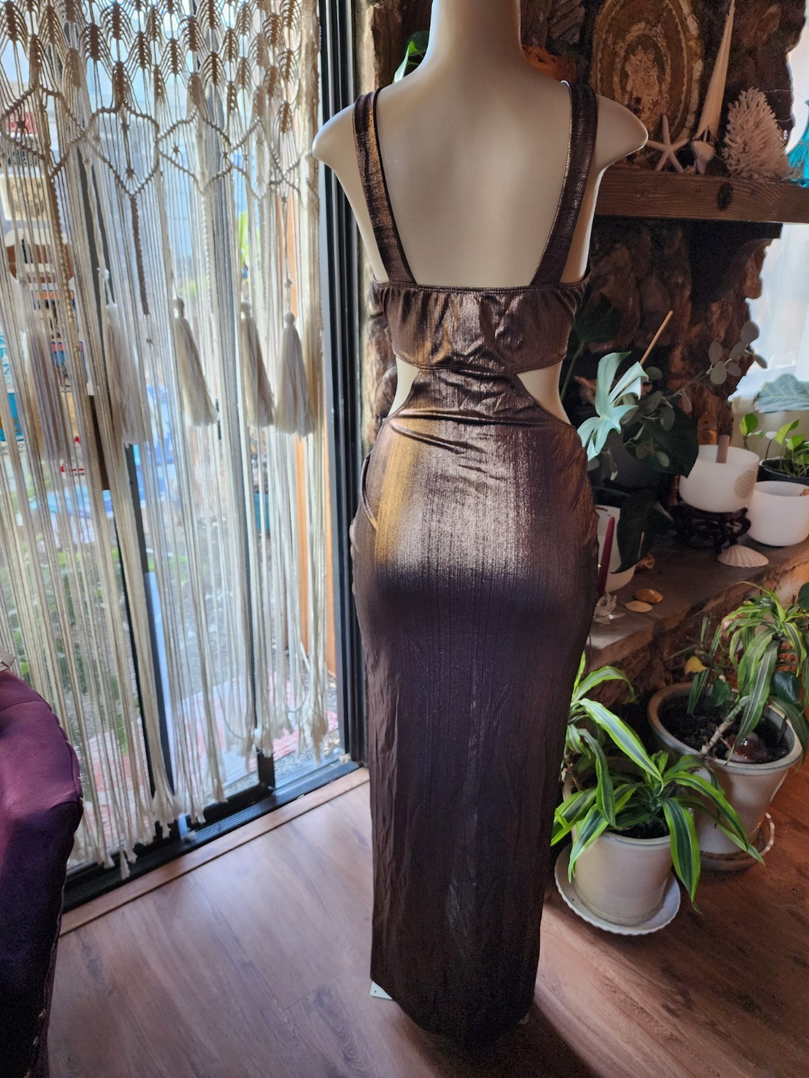 Women’s Size L Bronze Metallic Cut Out Maxi Dress Gold Ring NWT