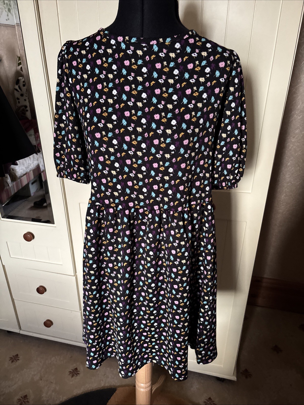 PEP & CO Ladies Short Fit & Flare Dress Size M Black Floral Short Sleeve NEW