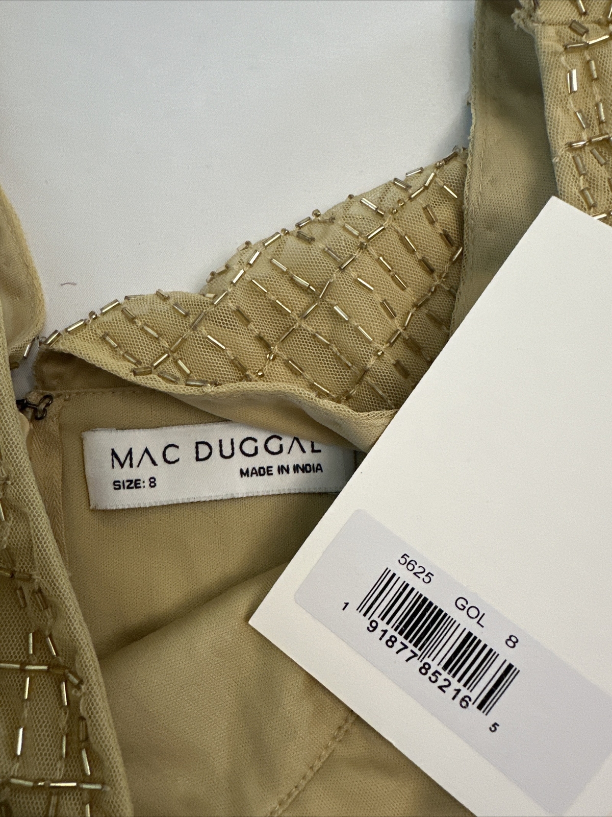 NWT $598 Mac Duggal [ 8 ] 5625 Beaded Cap Sleeve V Neck Column Gown Gold #G1605
