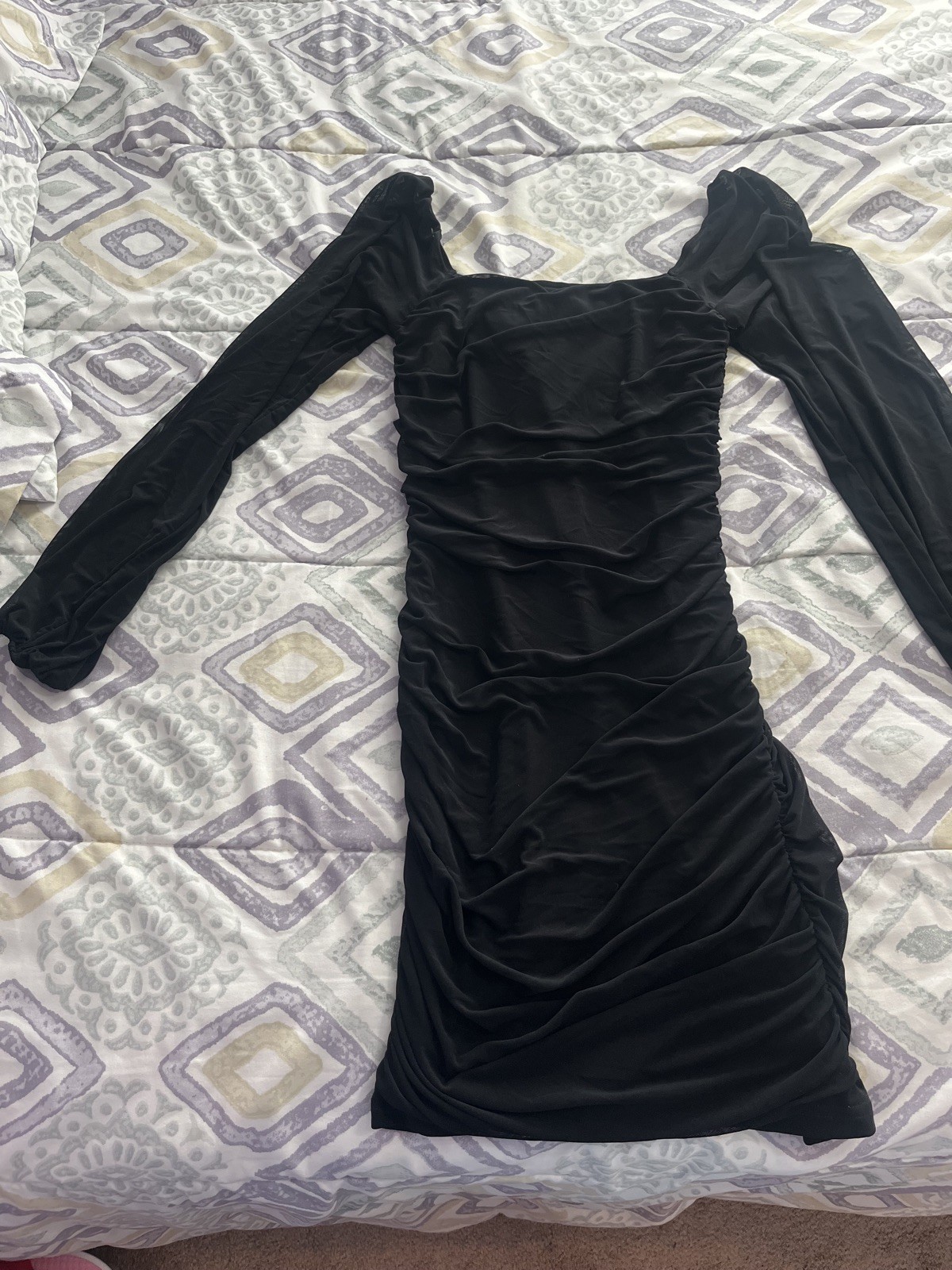 Women’s Black Fashion Small Scrunch dress