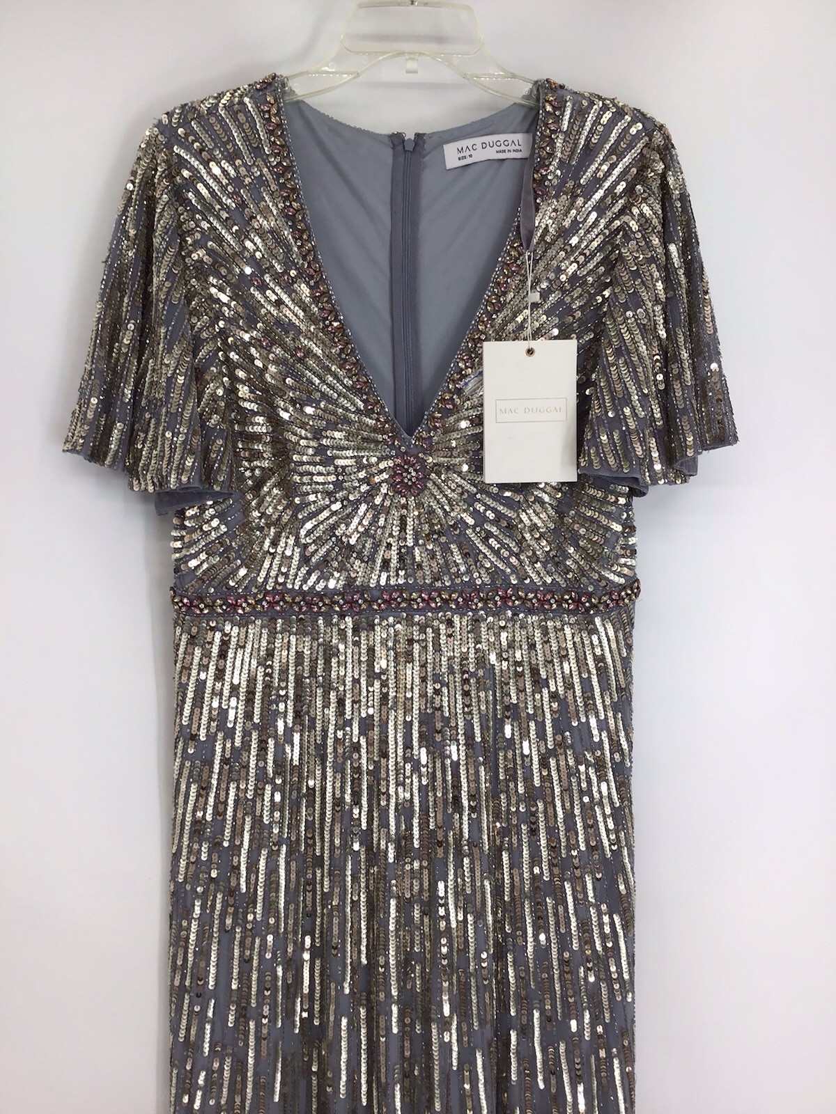 Mac Duggal NWT sequin v-neck flutter sleeve Platinum column gown formal Size 10