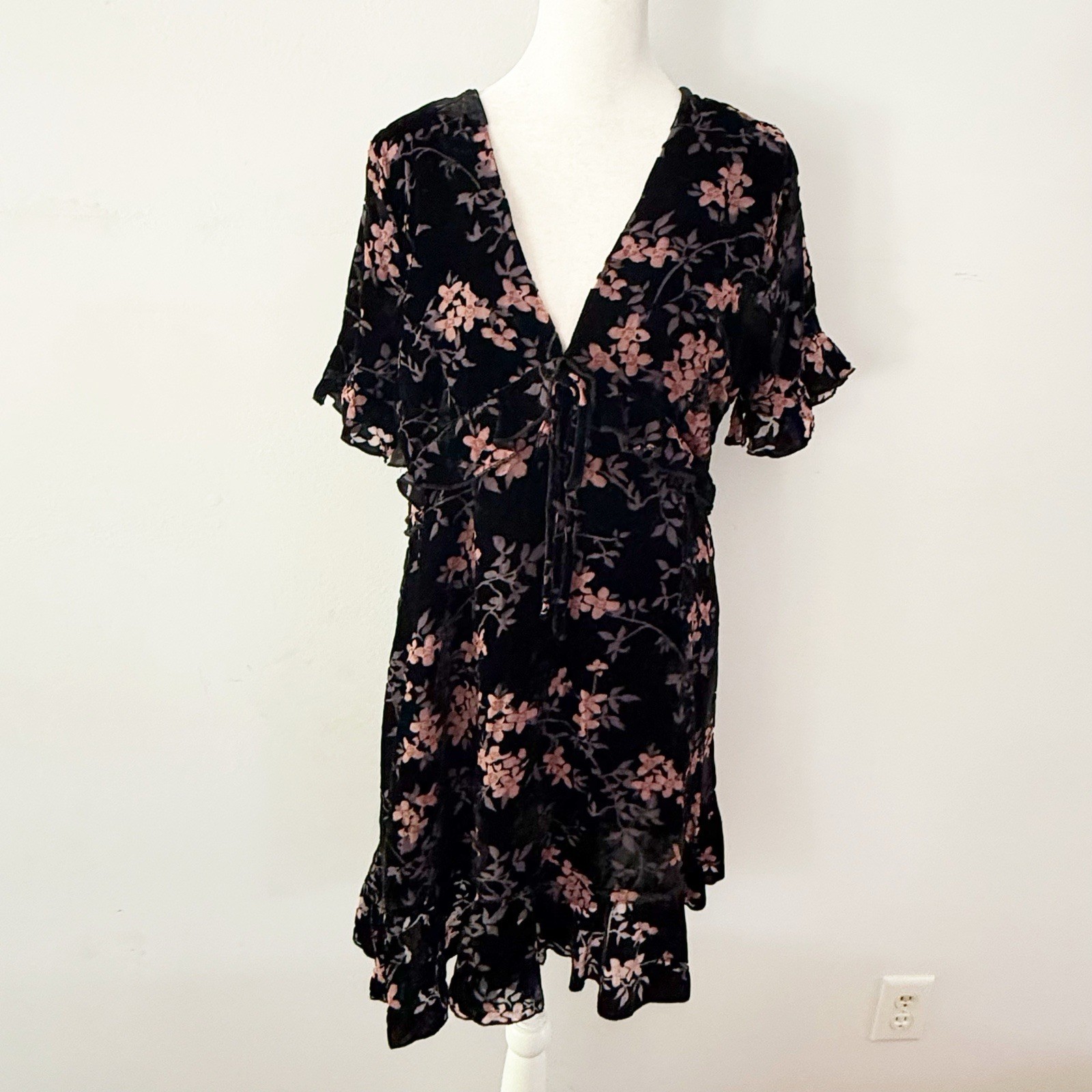 Vici Women Velvet Burnout Babydoll Ruffle Dress Large Whimsigoth Dark Romance