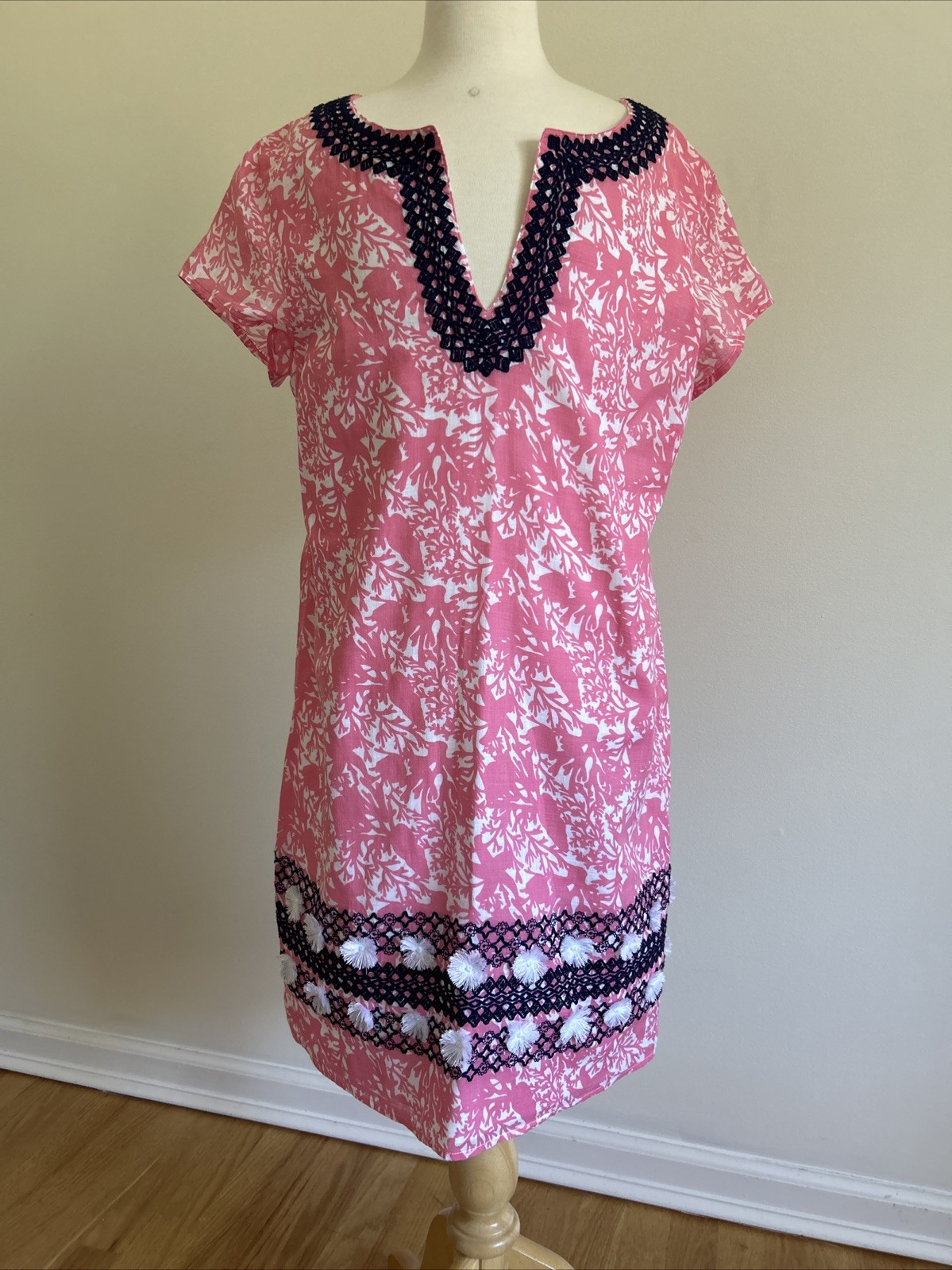 Vineyard Vines Spring Summer Dress Size 4 With Embroidery Trim Work