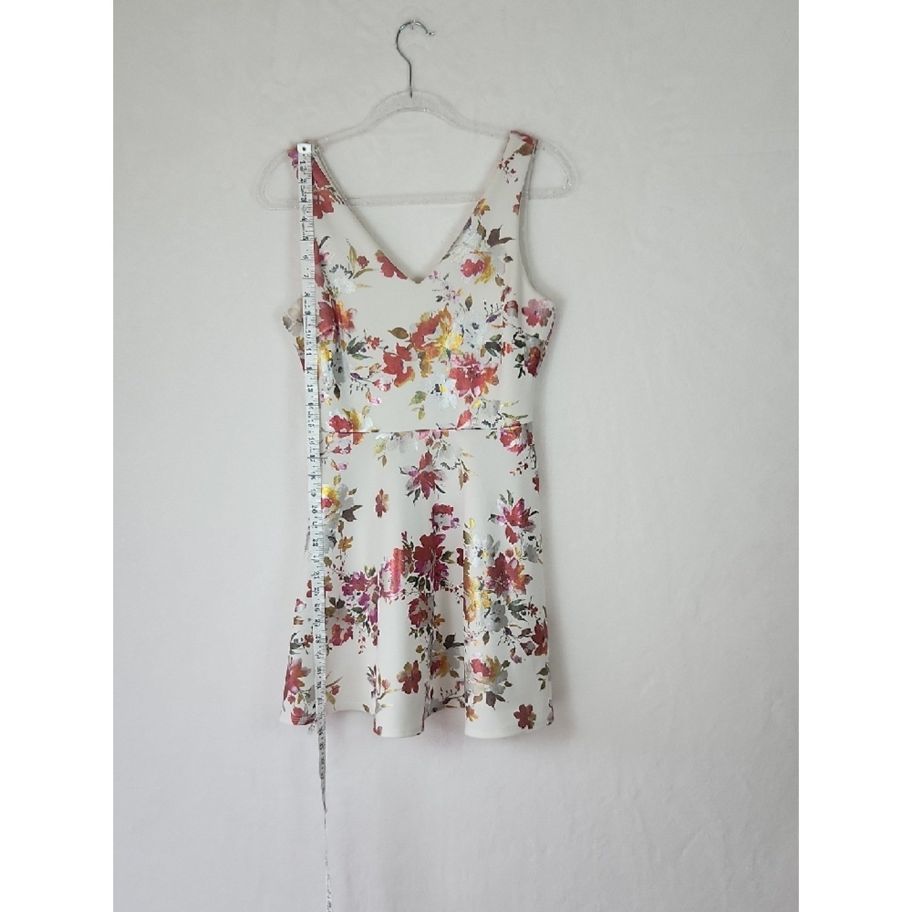 Soprano Floral Fit and Flare Sleeveless Dress Size Large V Neck Zipper Back