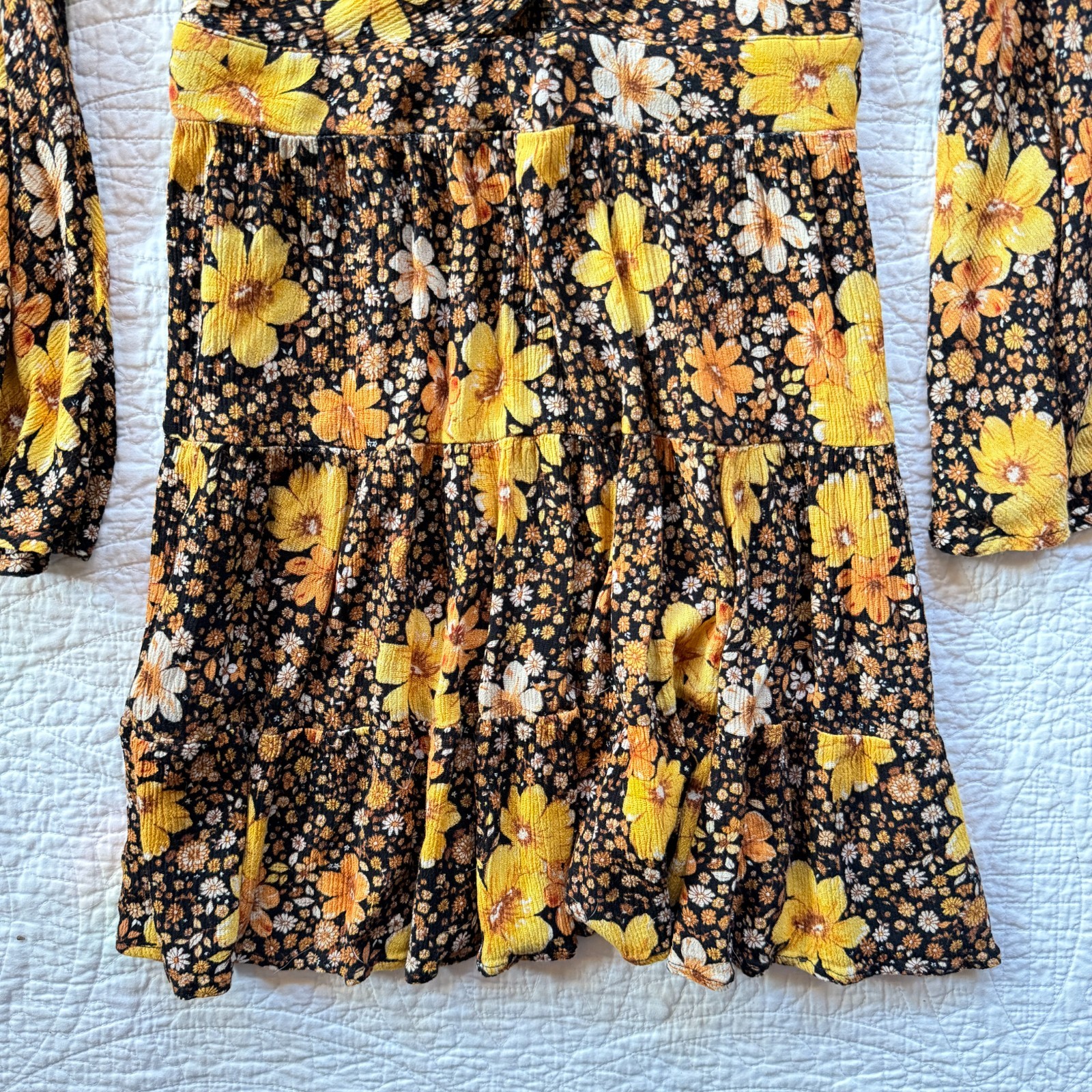 Boho-Chic 70s Hippie Floral Mini Dress Bell Sleeves Sz S Cottagecore Whimsigoth