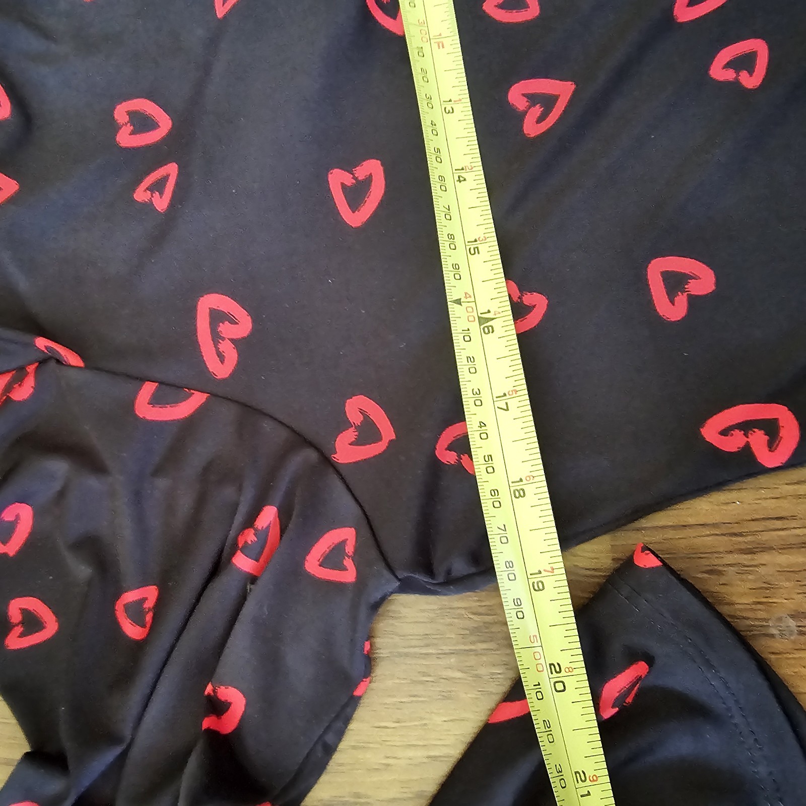 Disney Alice Through The Looking Glass Dress Hearts Sz Med Nikki Poulos Black