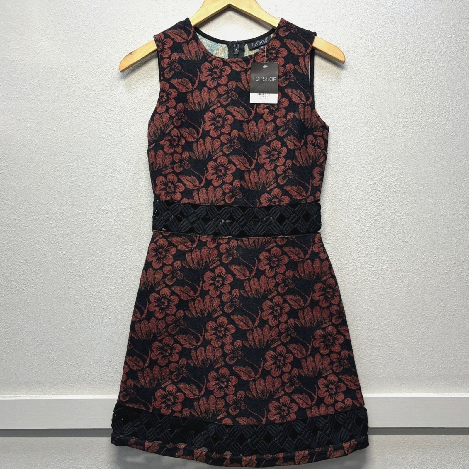 NWT Topshop Women’s Floral Black & Red A-Line Pencil Dress US Sz 4 MSRP $135