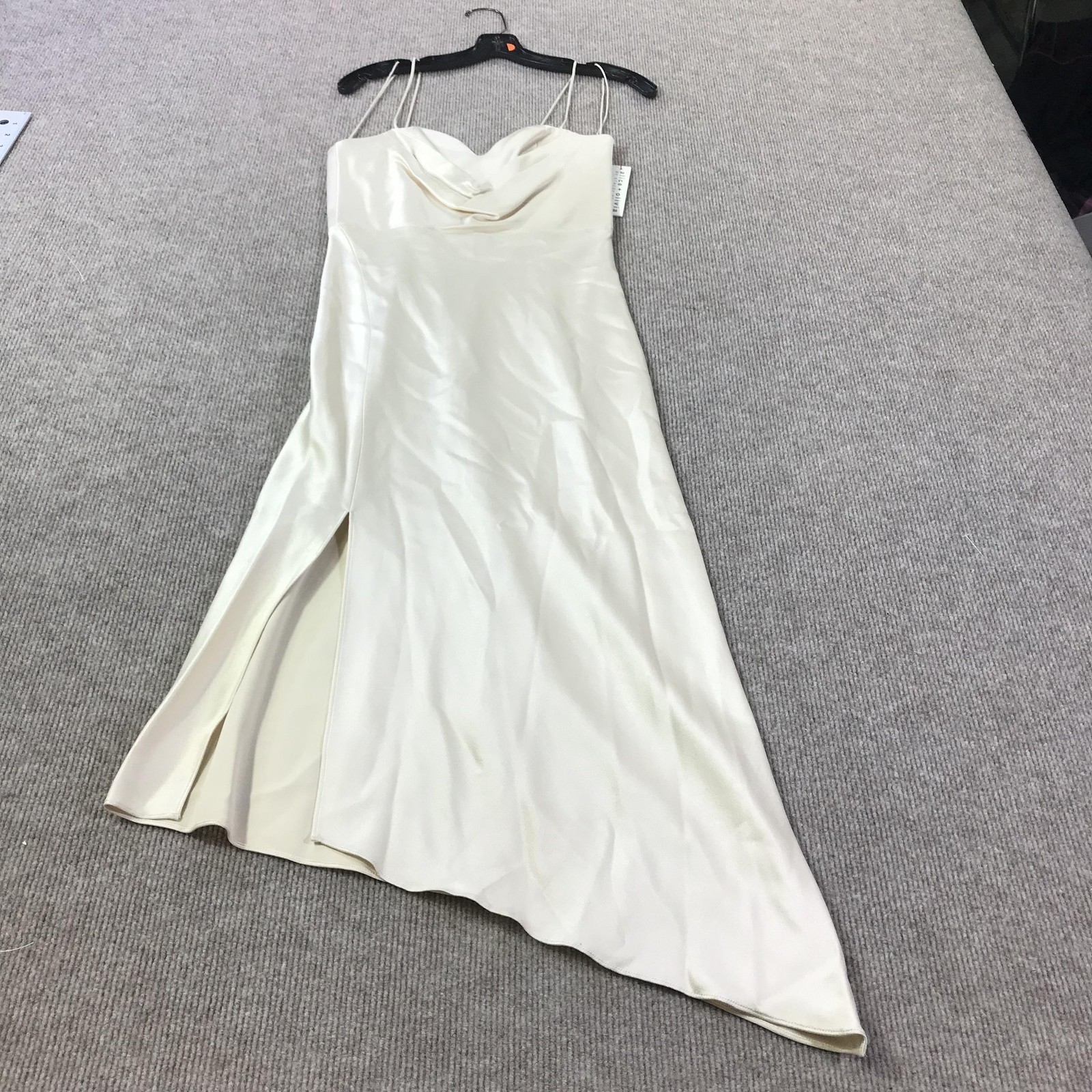 Alice + Olivia Dress Womens 4 Champagne Satin Cowl Neck Maxi Asym Hem Slit Gown