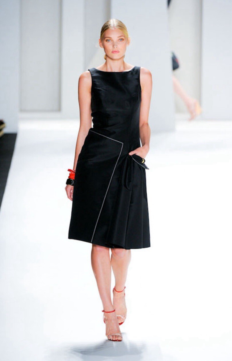 Carolina Herrera Silk Dress Sleeveless Runway Cocktail Party 8 M Knee Length