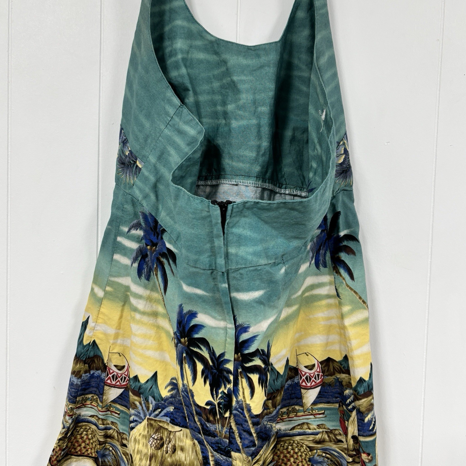 Royal Creations Hawaiian Halter Dress M Scenic Tropical Print Made in Hawaii