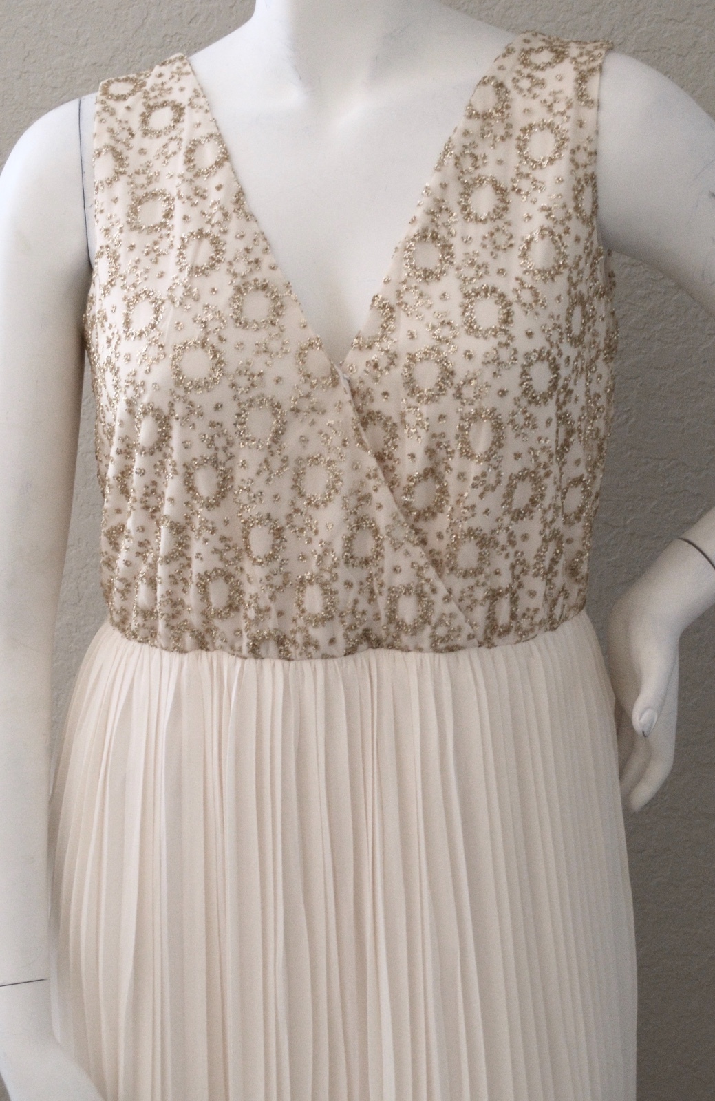 Soieblu Matte Glitter Pleated Layered Maxi Evening Dress Cream Plus 1XL – New!