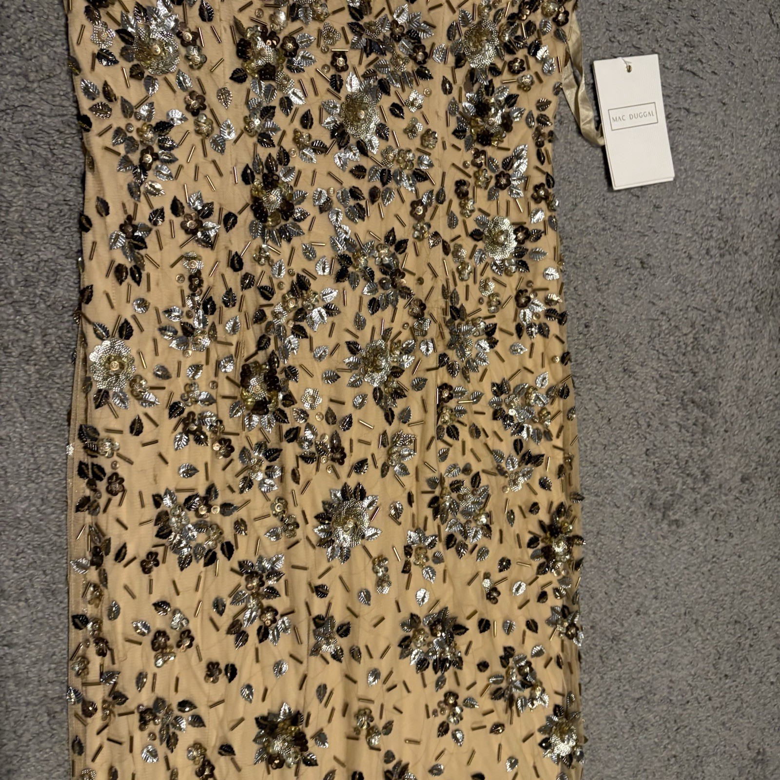 Mac Duggal New Beige Gold Embellished Scoop Neck Evening Gown Size 10 5477
