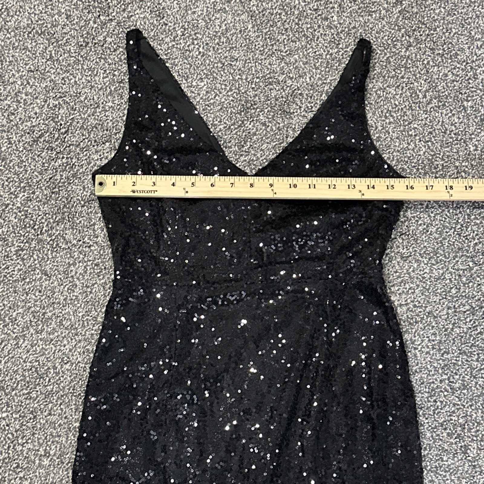 Lulus Black Sequin Sleeveless Dress Size Medium Party Mini V Neck Festival