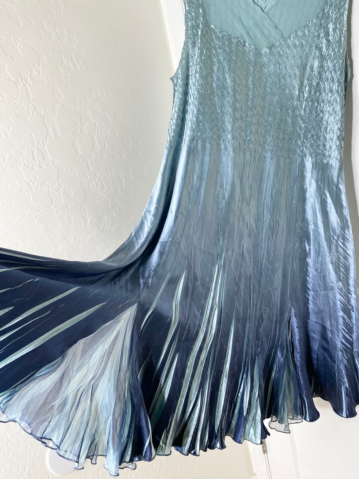 KOMAROV Sea Green Teal Ombre Charmeuse Chiffon Travel Midi Dress 3X = 22W 24W