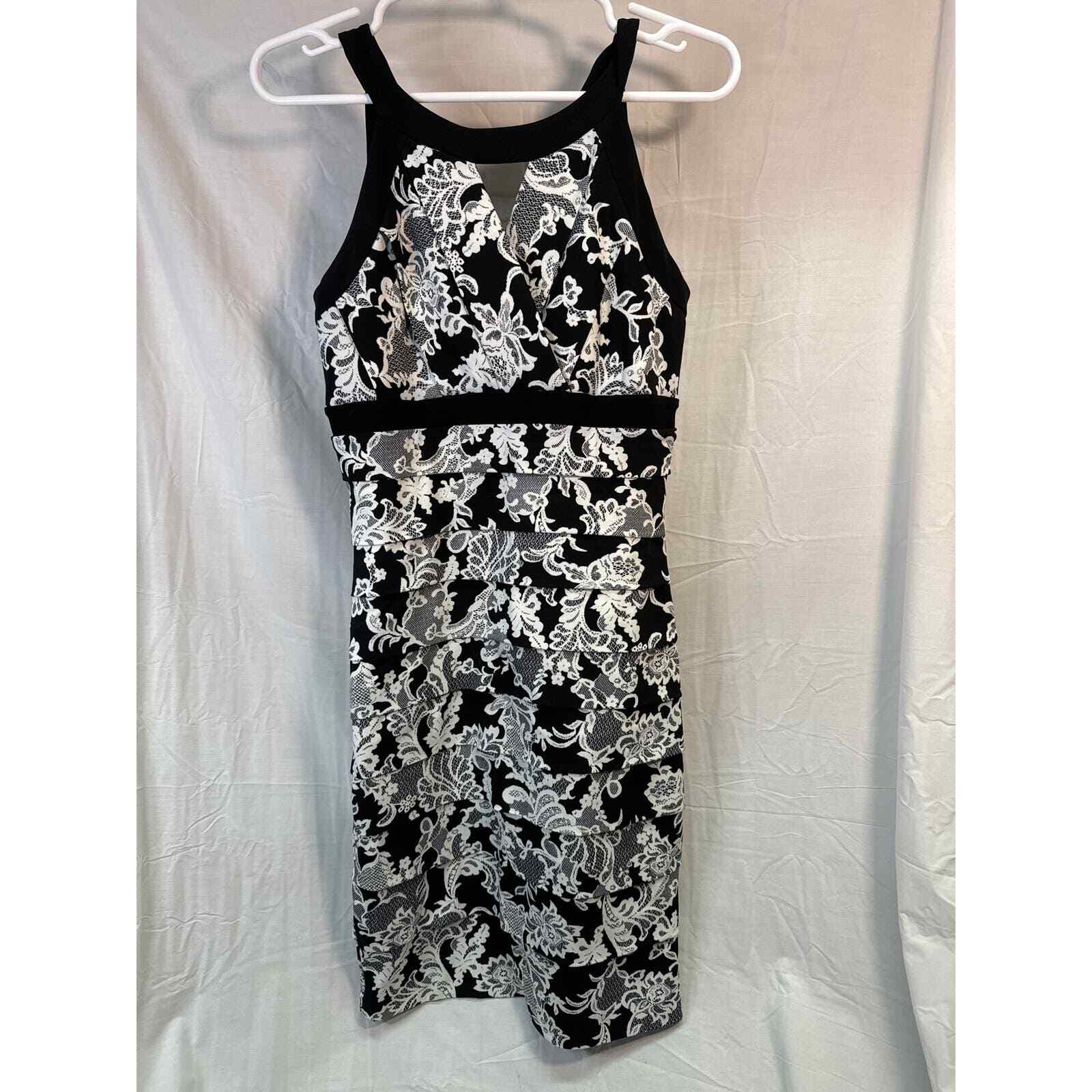 White House Black Market Slimming Black and White Dress Sz 6