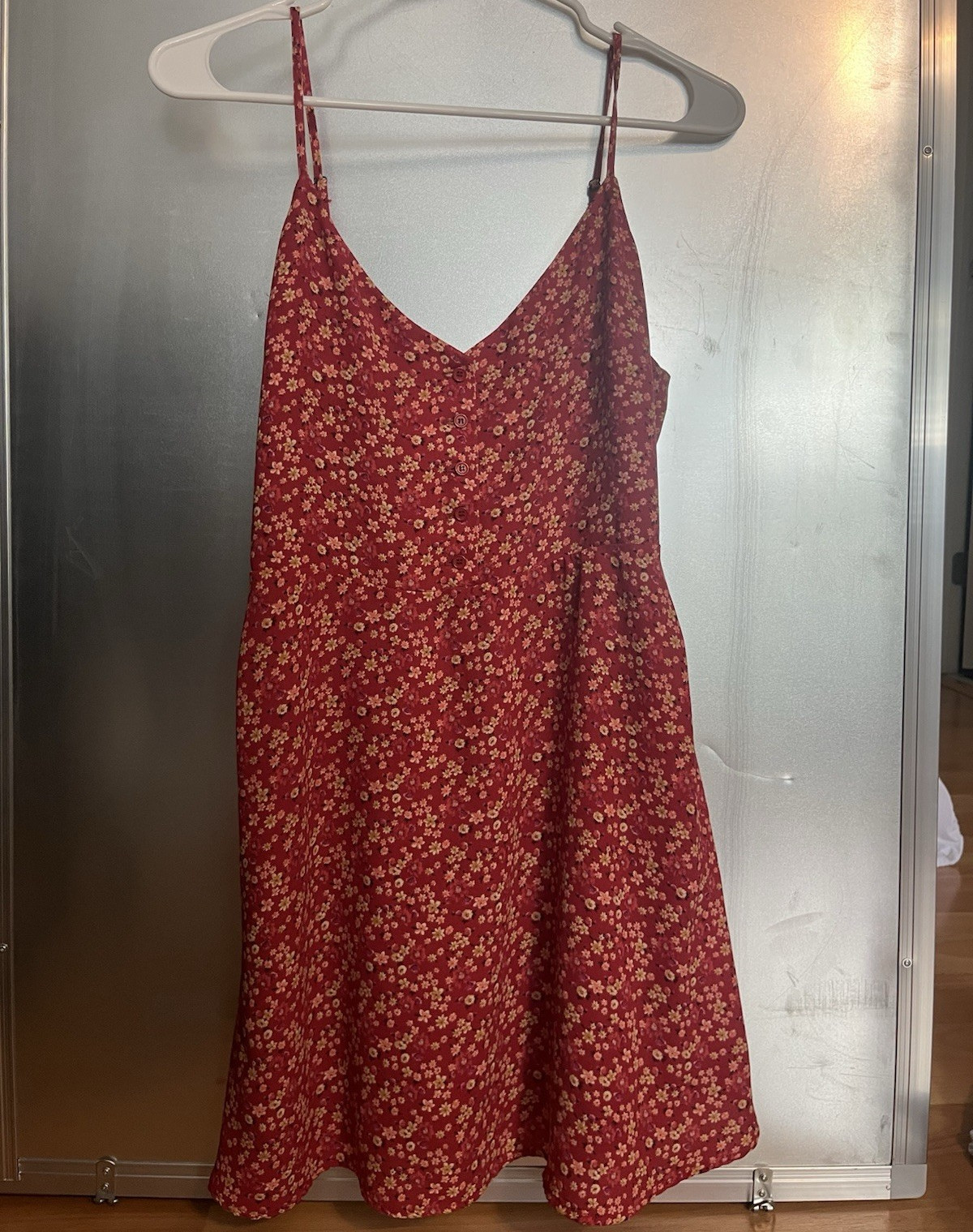 FOREVER 21 Red Floral V-Neck Button Front Strappy Slip Midi Dress M
