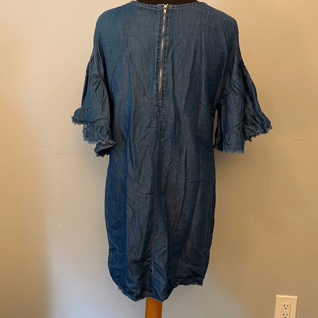 Style Envy Women’s Blue Chambray Ruffle Sleeve Frayed Shift Dress