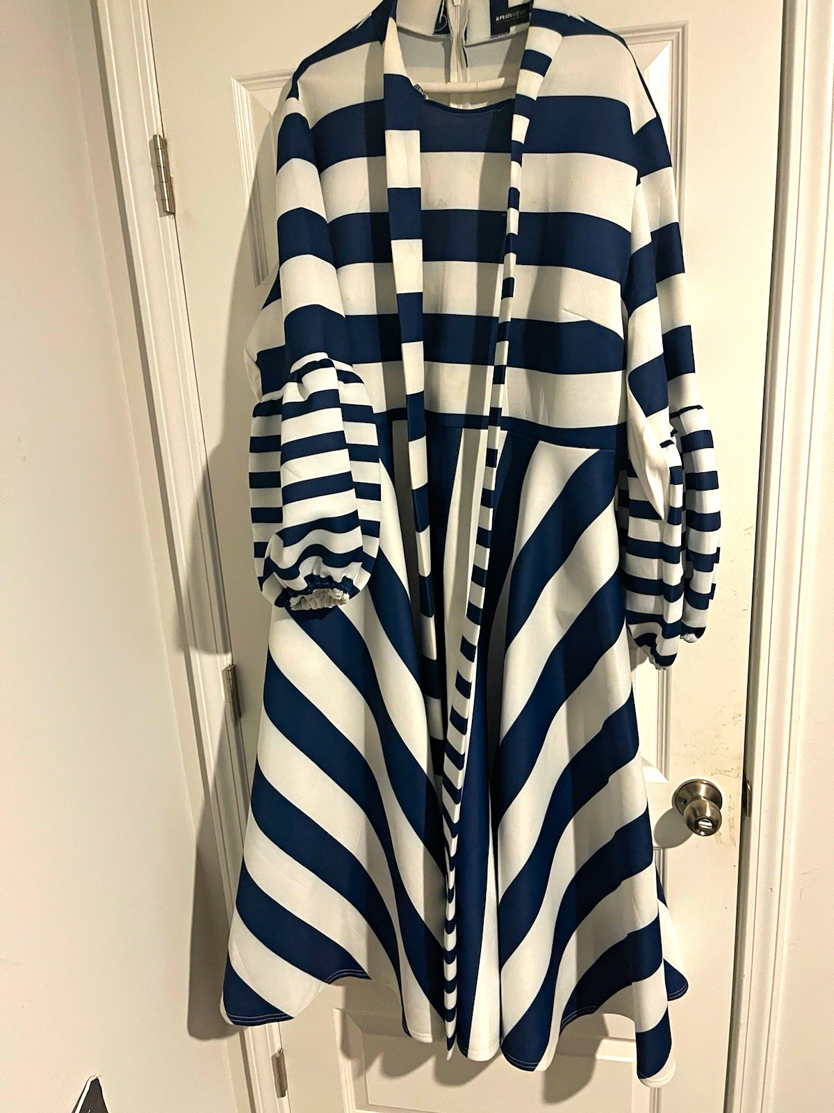 Women’s Plus 3XL Navy/White Striped Maxi Dress Long Sleeve Tie Belt