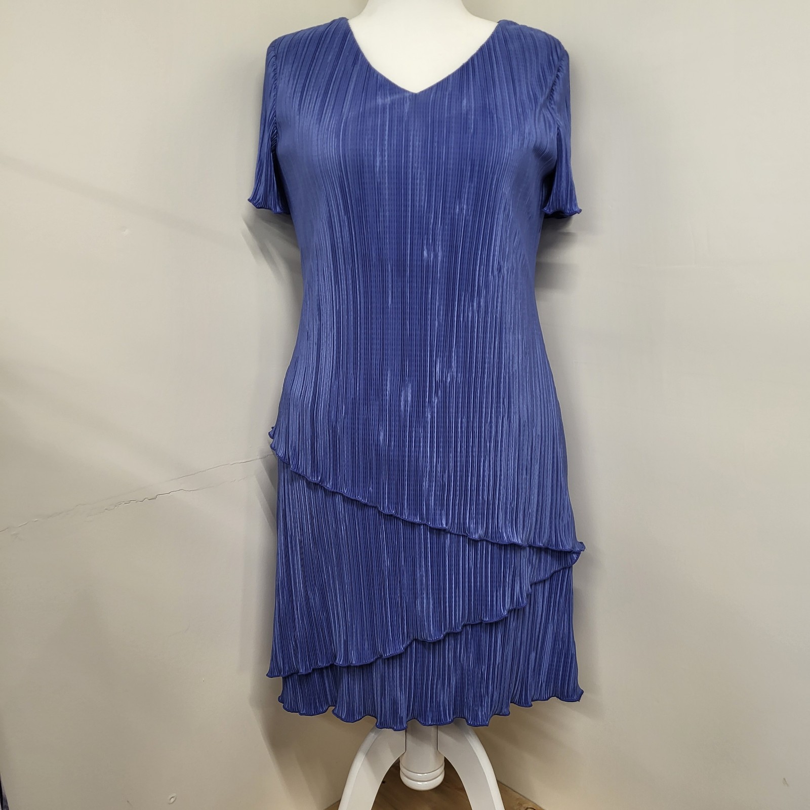 Coldwater Creek Formal Midi Dress Size 14P Periwinkle Blue Crepe 3Tiered Design