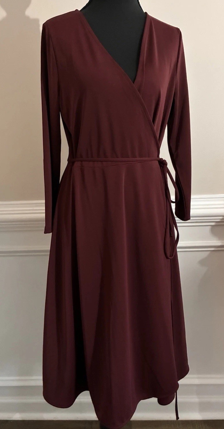 Banana republic Wrinkle resistant Long sleeve Wrap Dress M