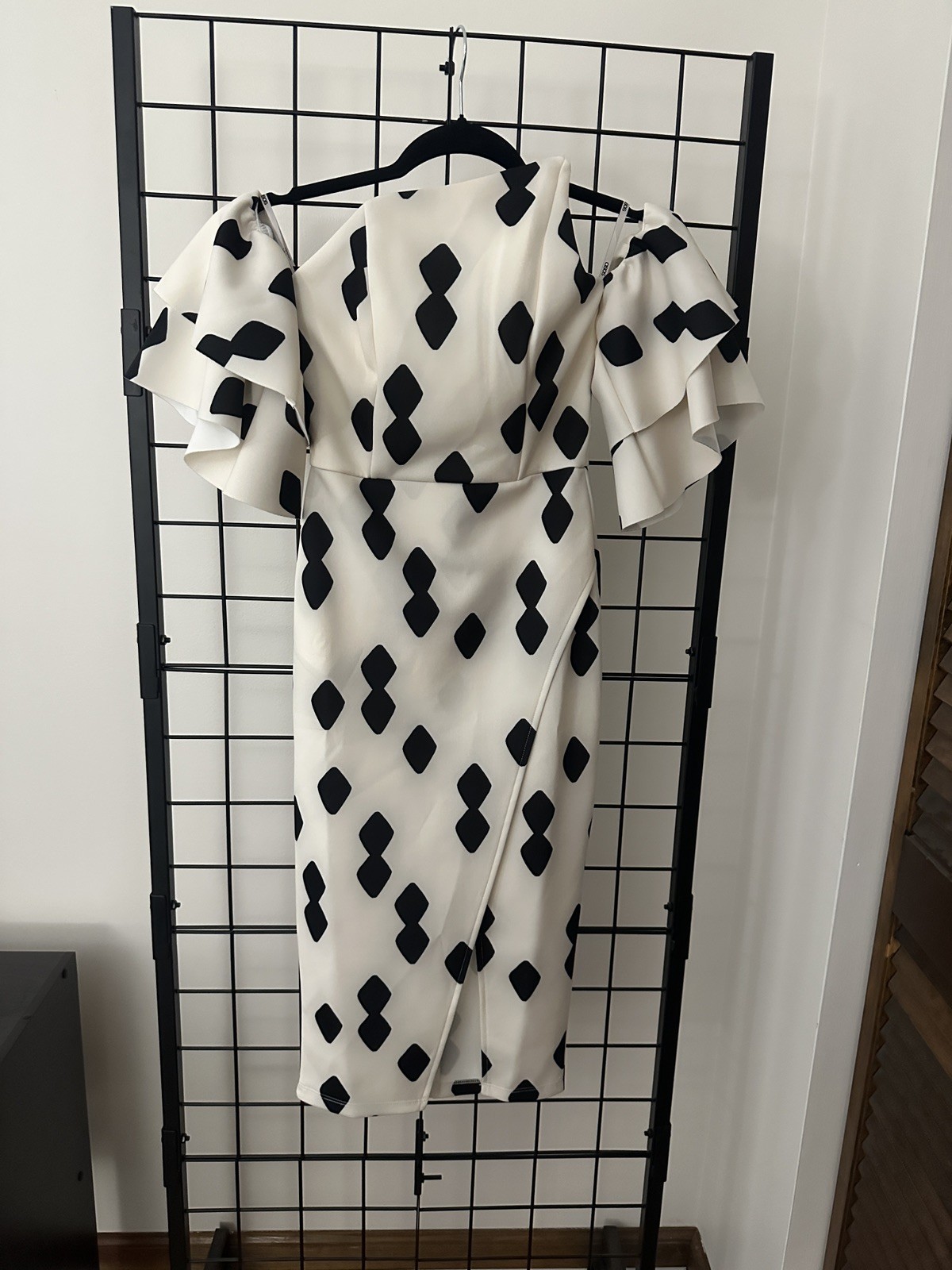 NWT ASOS Extreme Bandeau Frill Sleeve Dress- Size 2